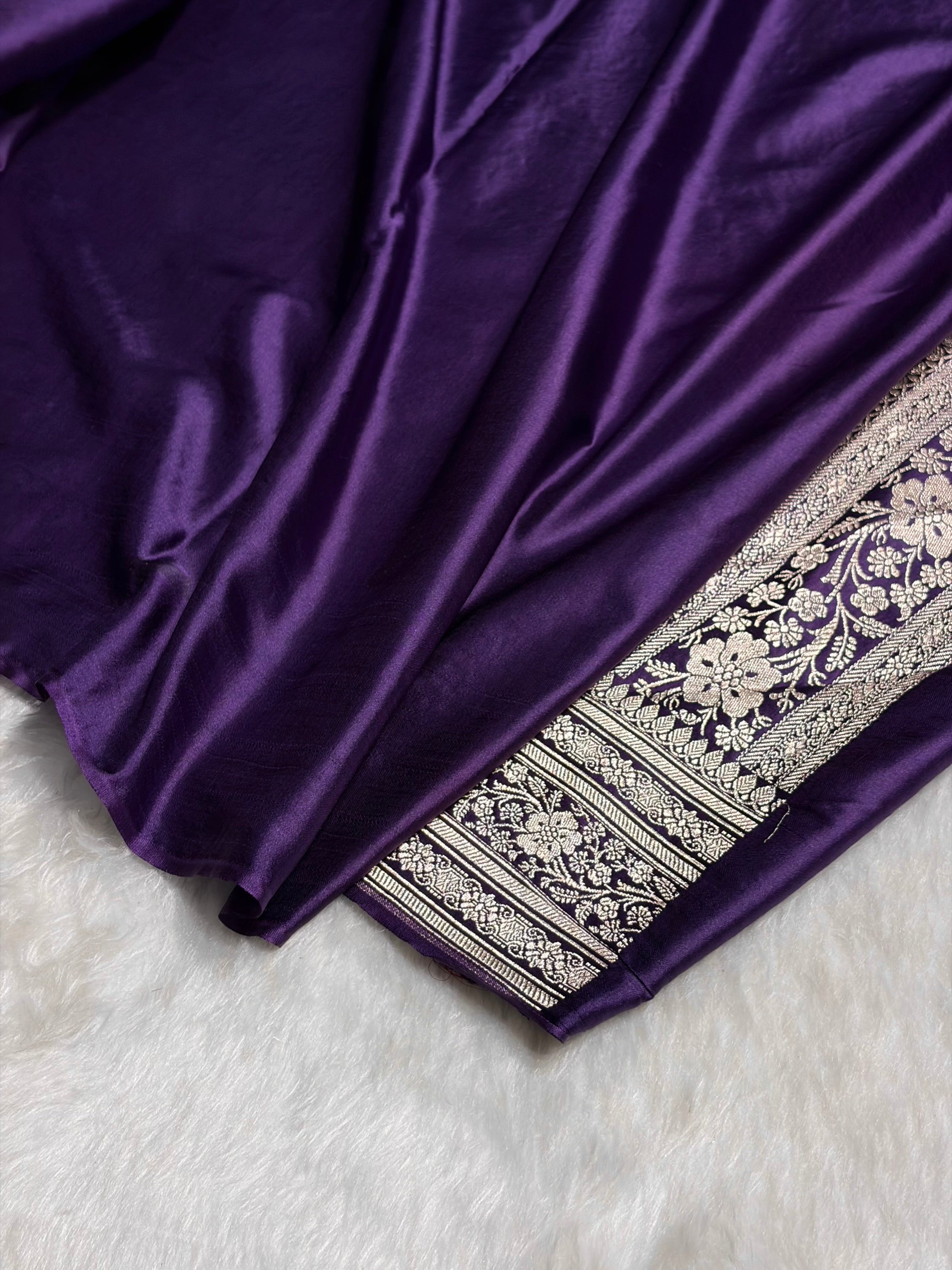 Purple Shades Jaal Pattern Floral Jaal Mashru Silk Saree MS07