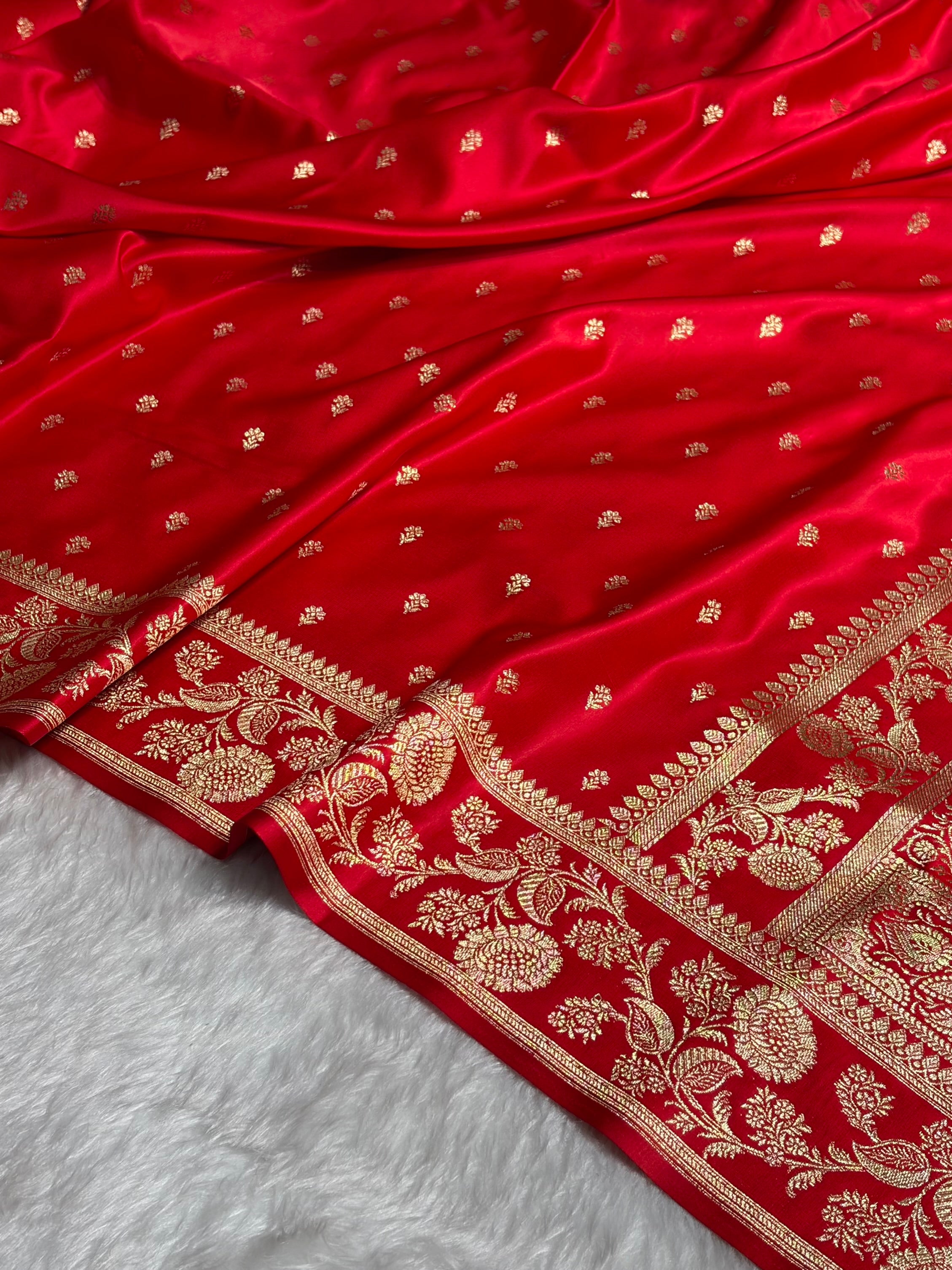 Red Floral Pattern Satin Katan Silk Saree SK77