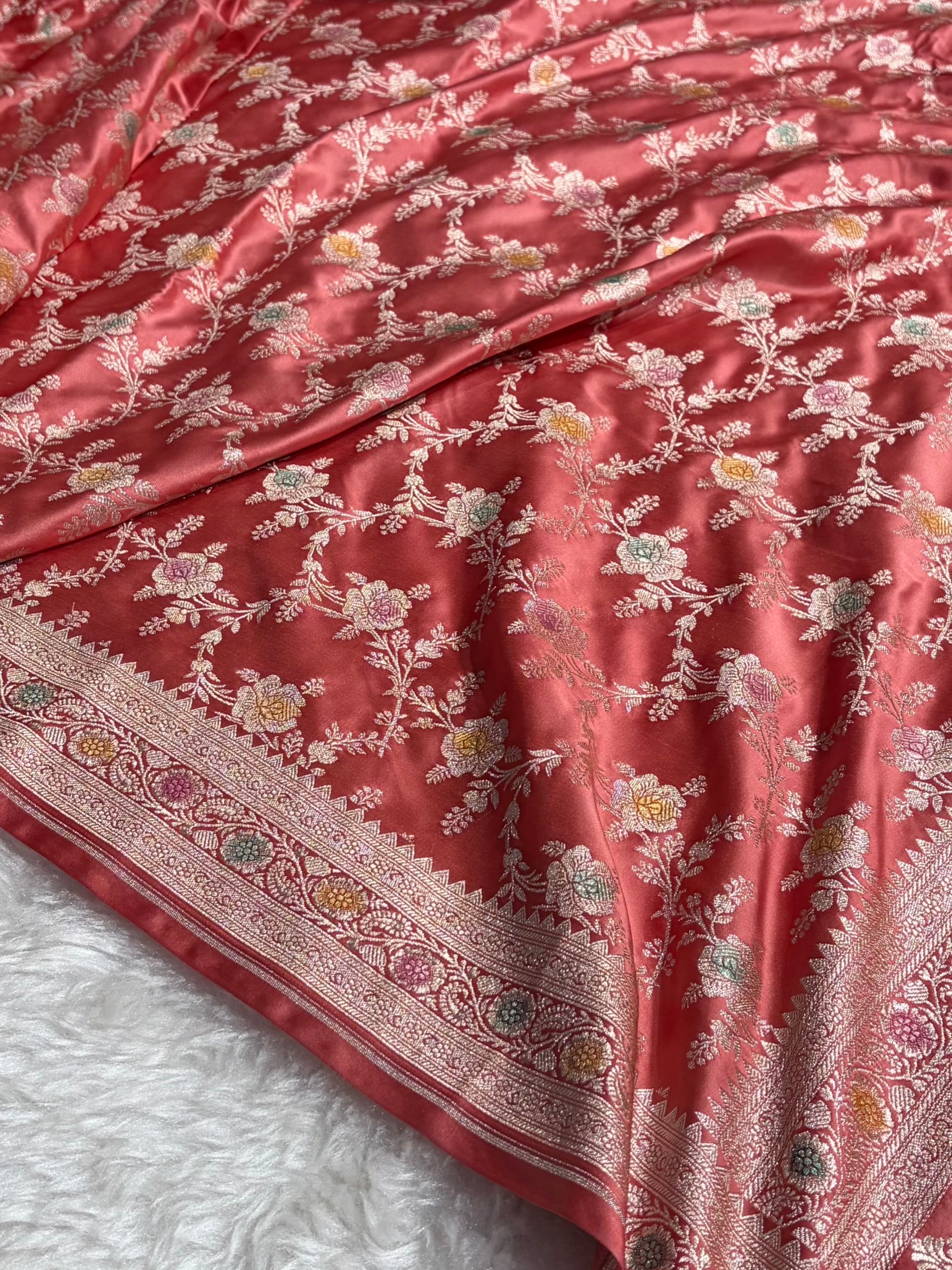 Peach Shades Banarasi Minakari Floral Jaal Mashru Silk Saree MS28