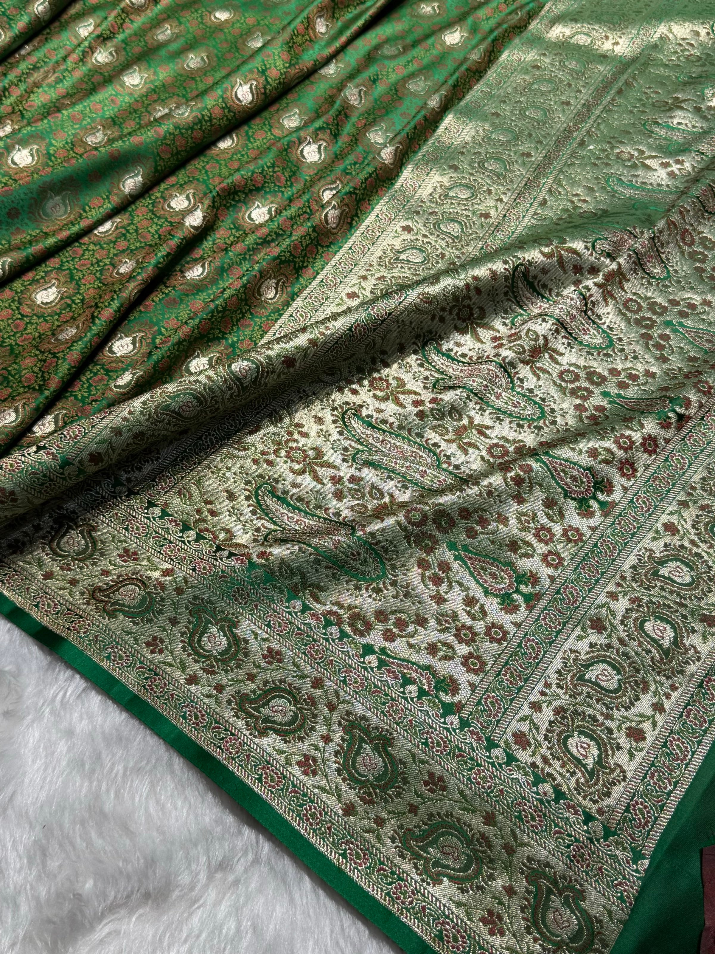 Bottle Green Jamawar Tanchoi With Minakari Jaal Katan Silk Saree SKTM-24