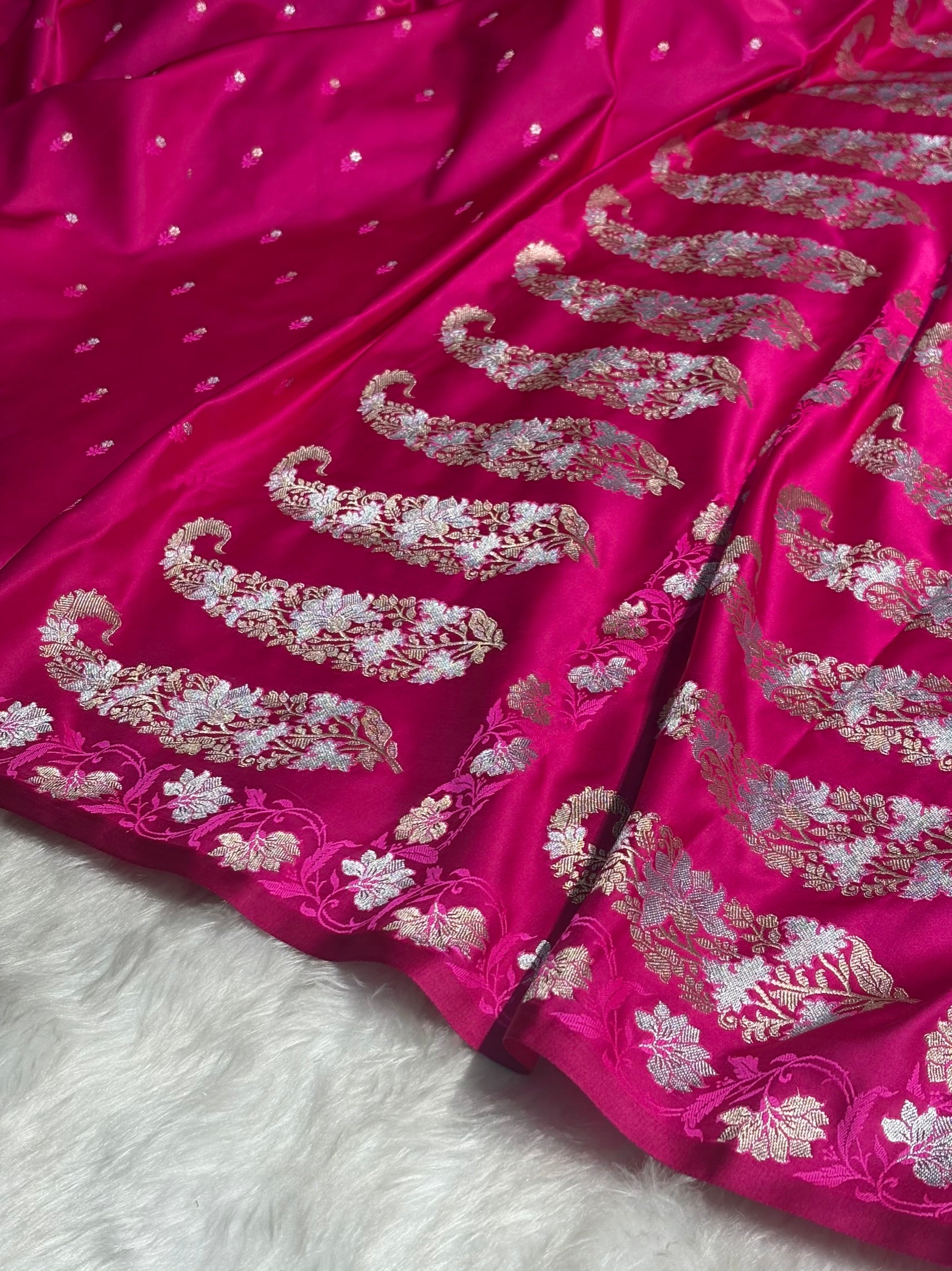 Pink Floral Boota With Floral Border Mashru Silk Saree MSM 78