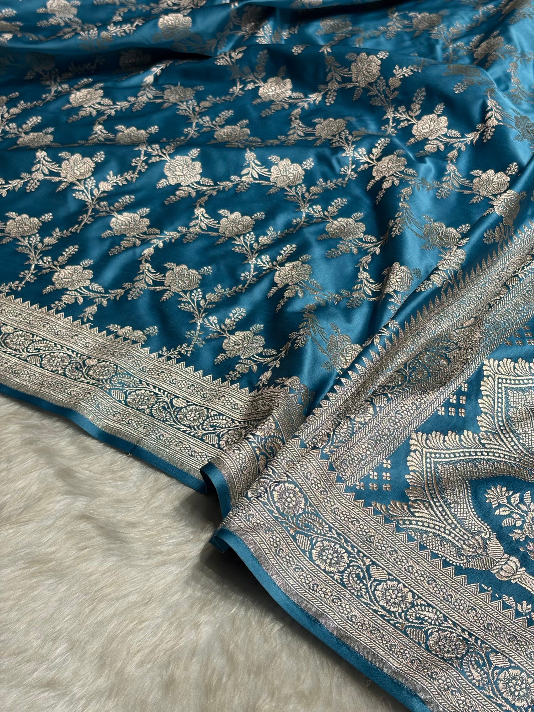 Sky Blue Floral Jaal Mashru Silk Saree MS28