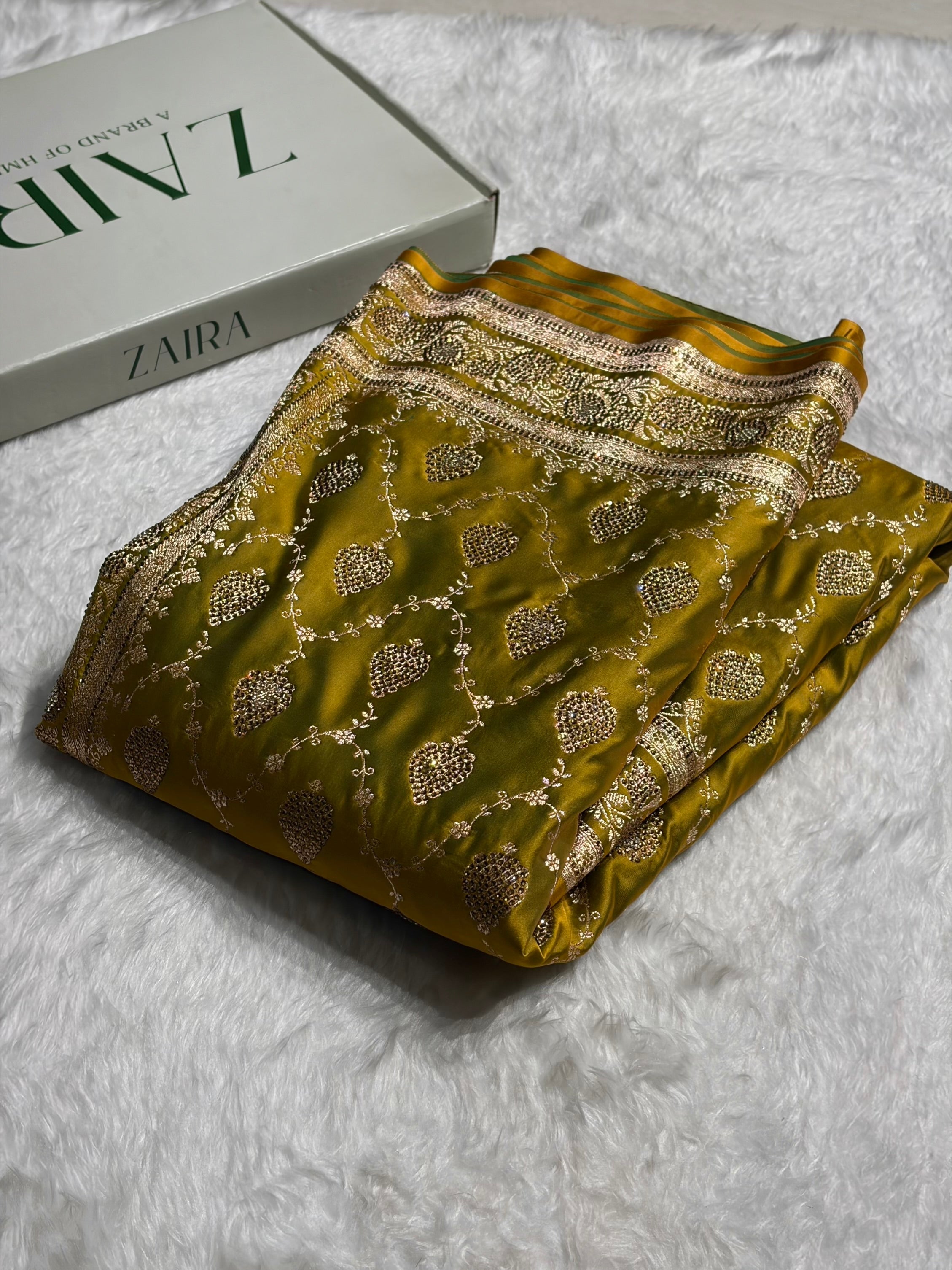 Mehandi Green Floral Jaal Pattern with Sewarovsi Work Satin Katan Silk saree BSK42