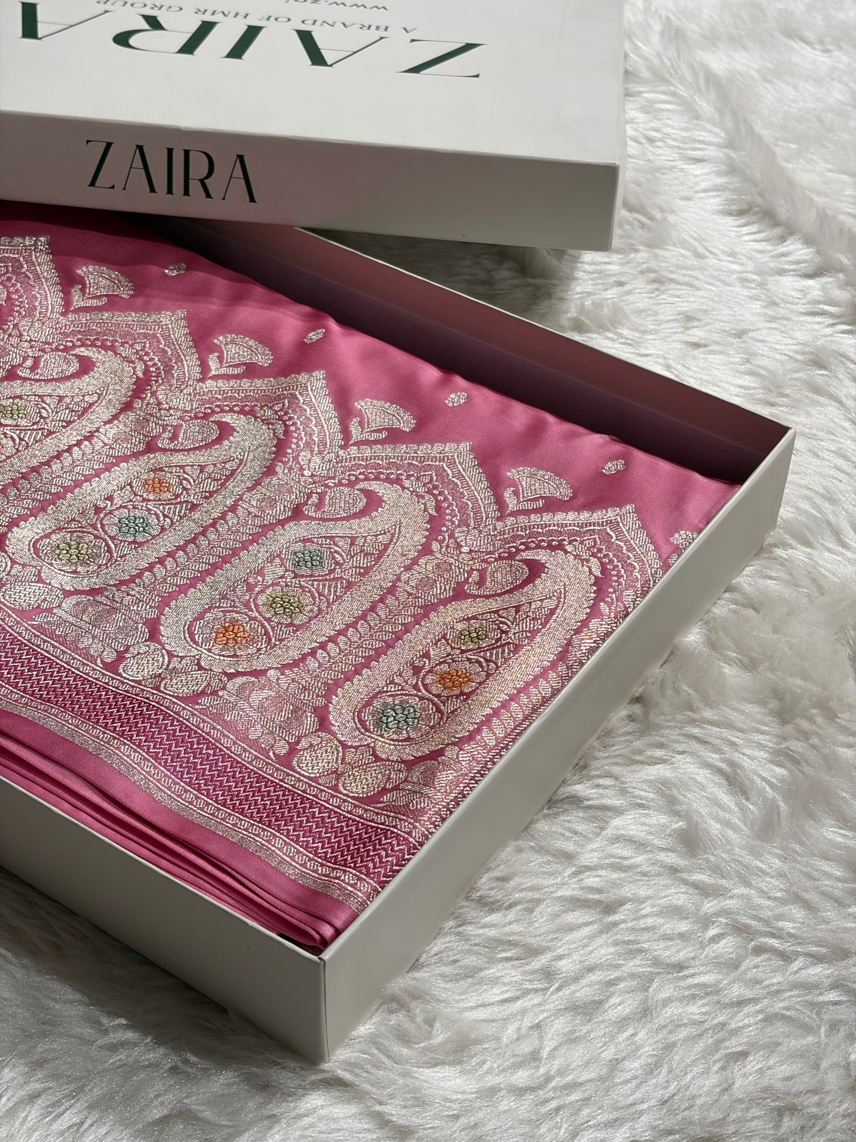 Banarasi Skirt Border Pattern in Baby Pink Shades Floral Mashru Silk Saree MCS95