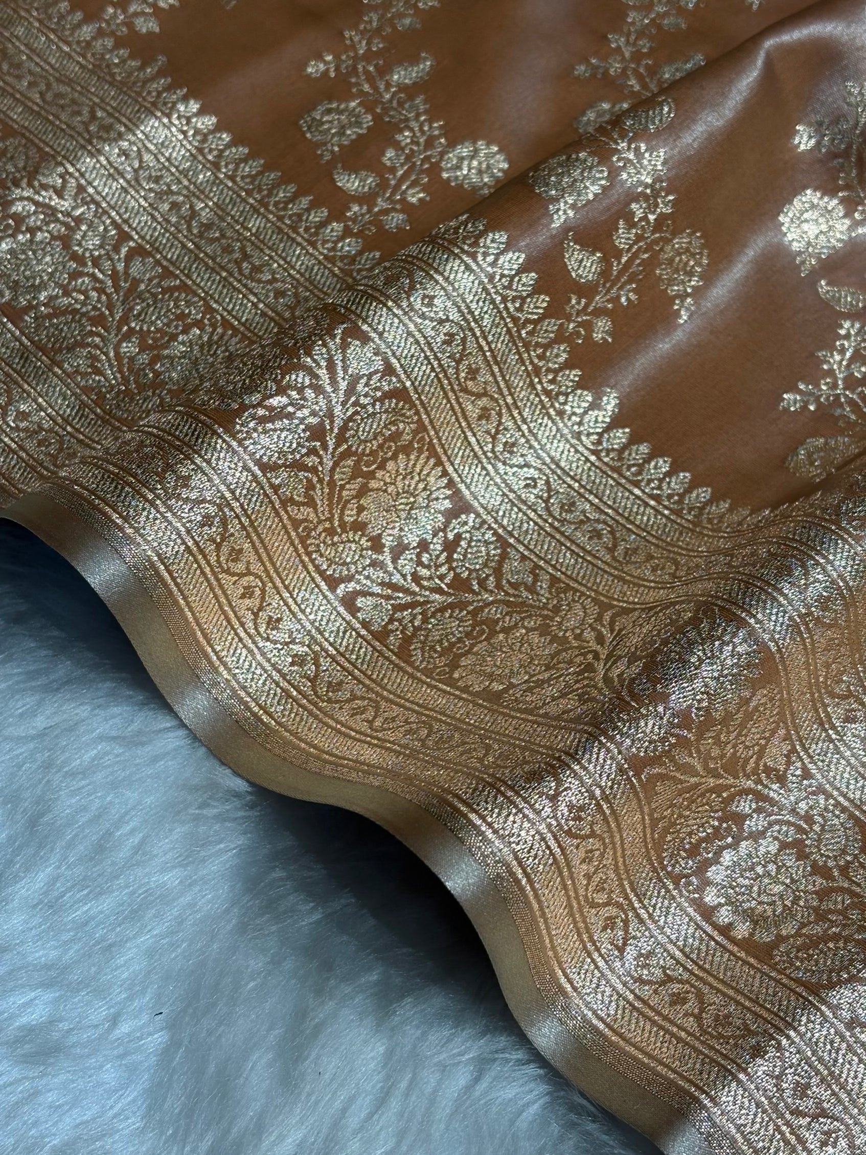 Tusser Shades Banarasi Cross Jaal Satin Silk Saree SS11