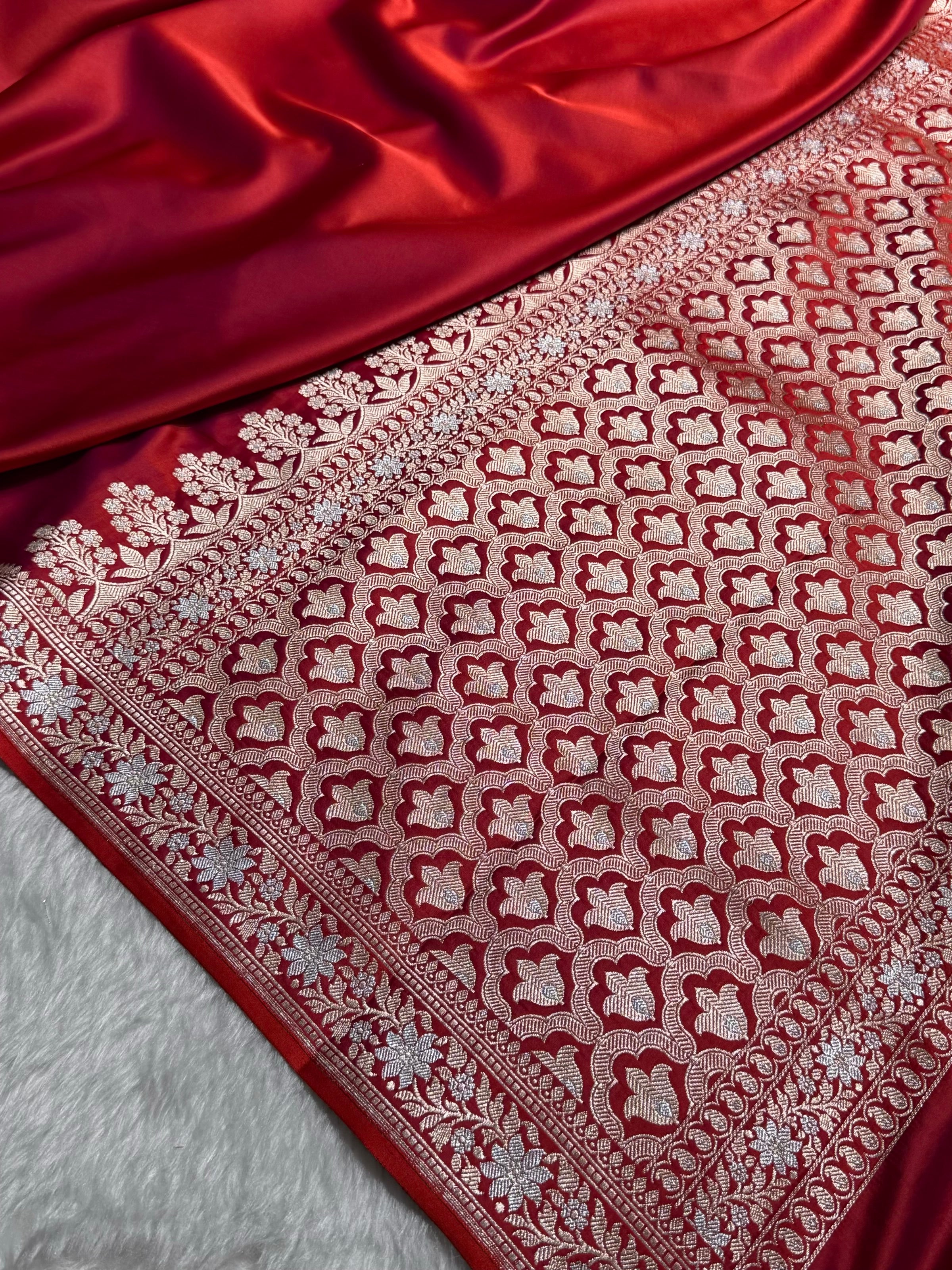 Cross Red Shades Plain Banarasi With Minakari Floral Border Mashru Silk Saree MSM-123