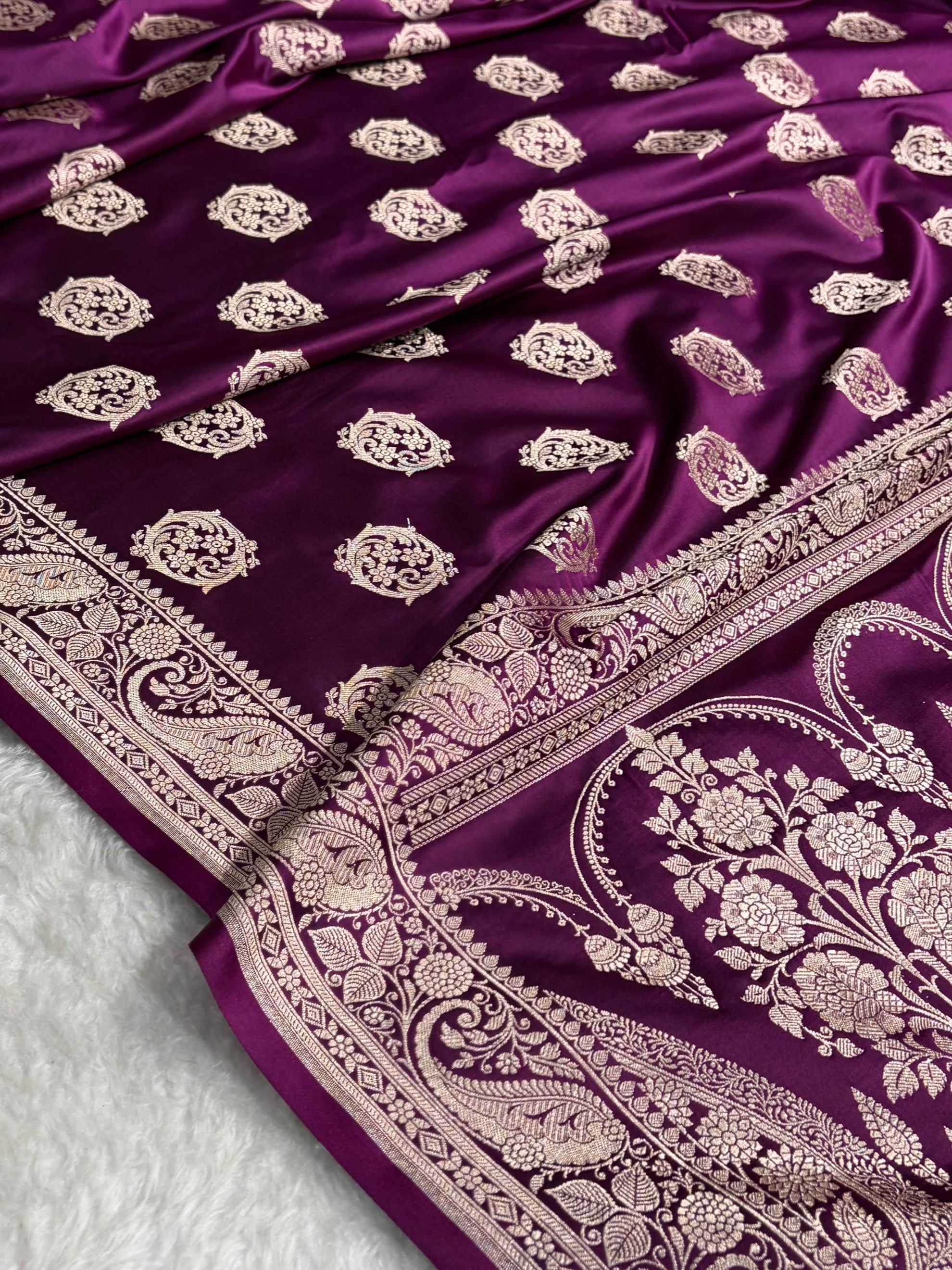 Banarasi Wine Shades Banarasi Boota Pattern Floral Mashru Silk Saree MSM-104