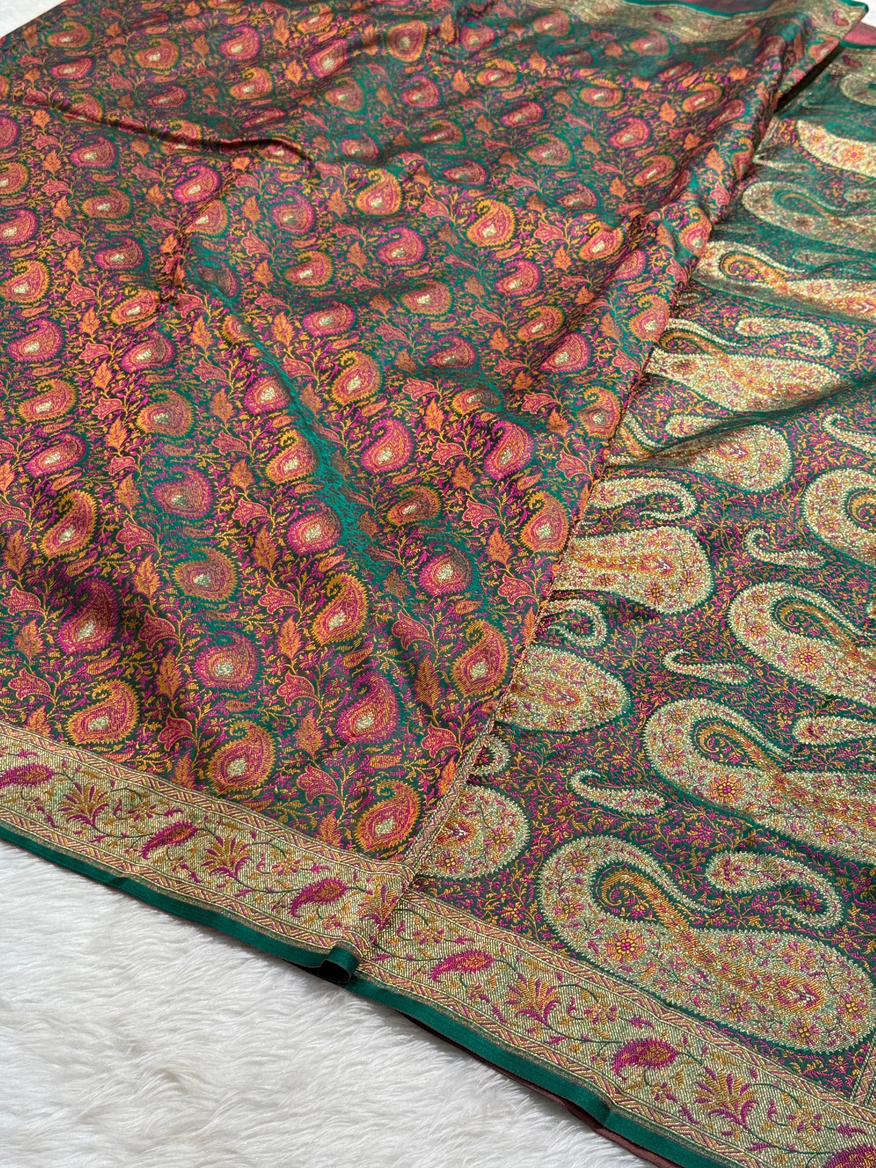 Peacock Green Shades Jamawar Tanchoi Katan Silk Saree SKTM-02