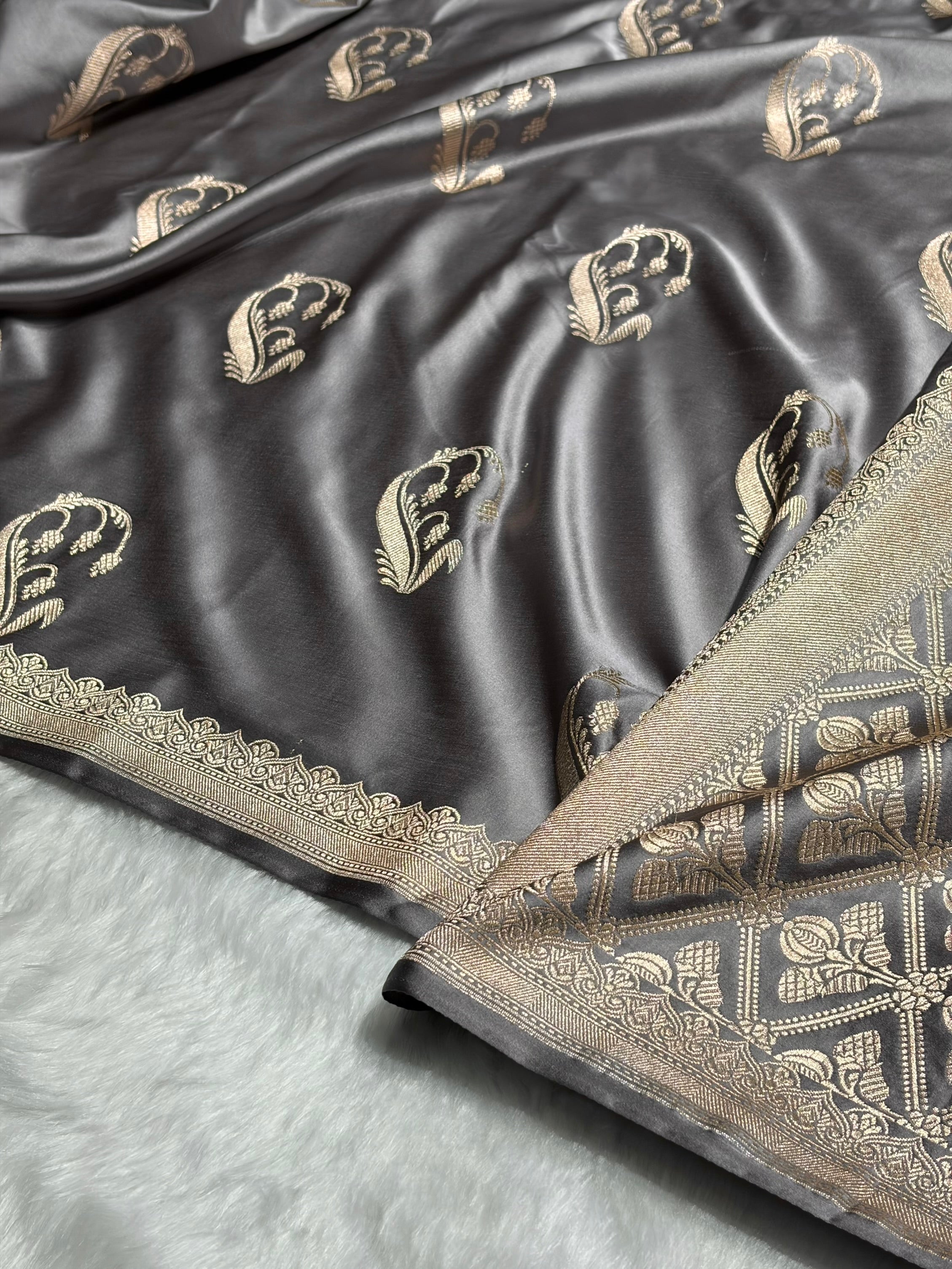 Dusty Gray Shades Unique Boota Motif Mashru Silk Saree MS12