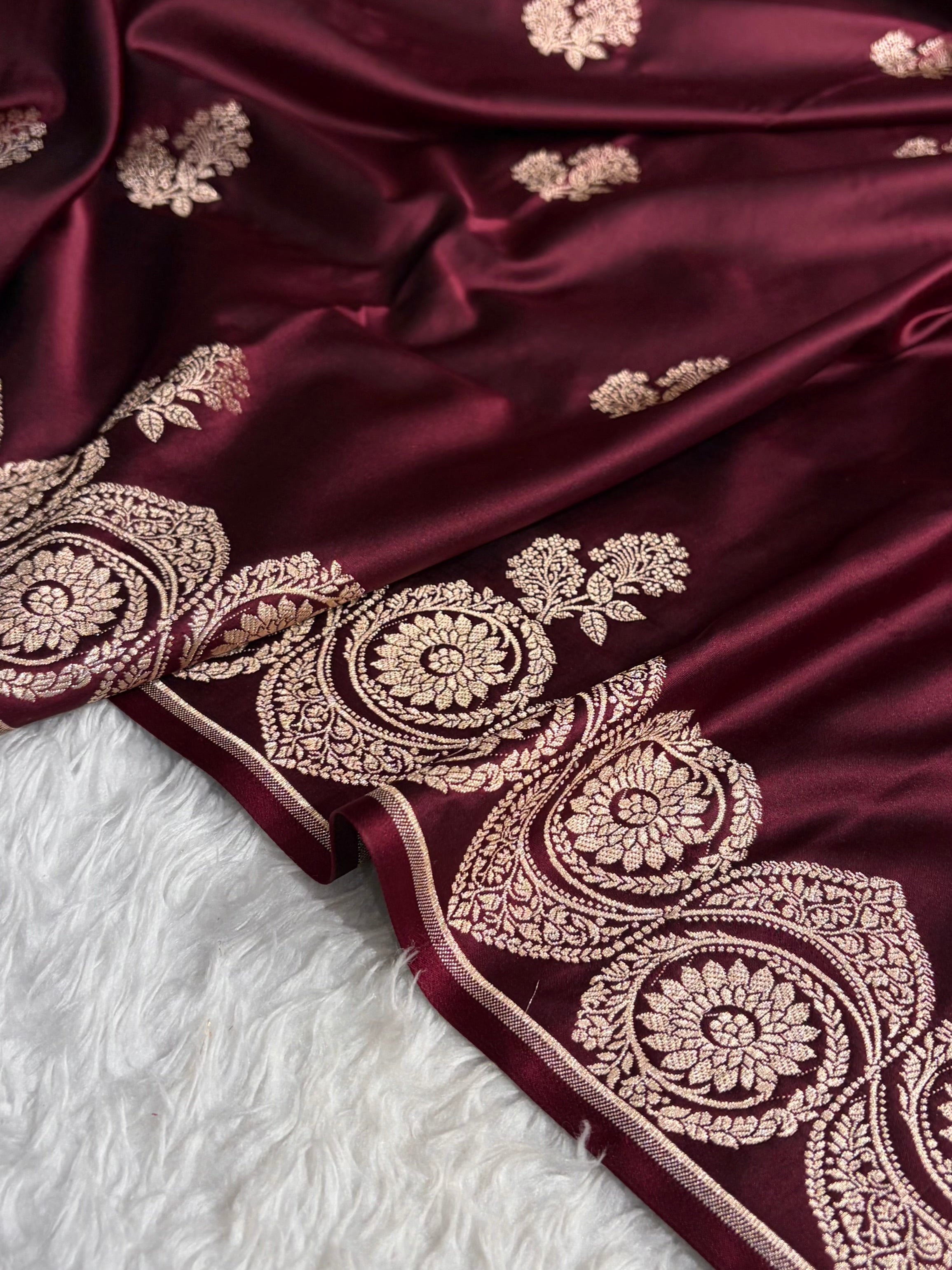 Garnet Shades Banarasi Boota Pattern Floral Mashru Silk Saree MSM-110