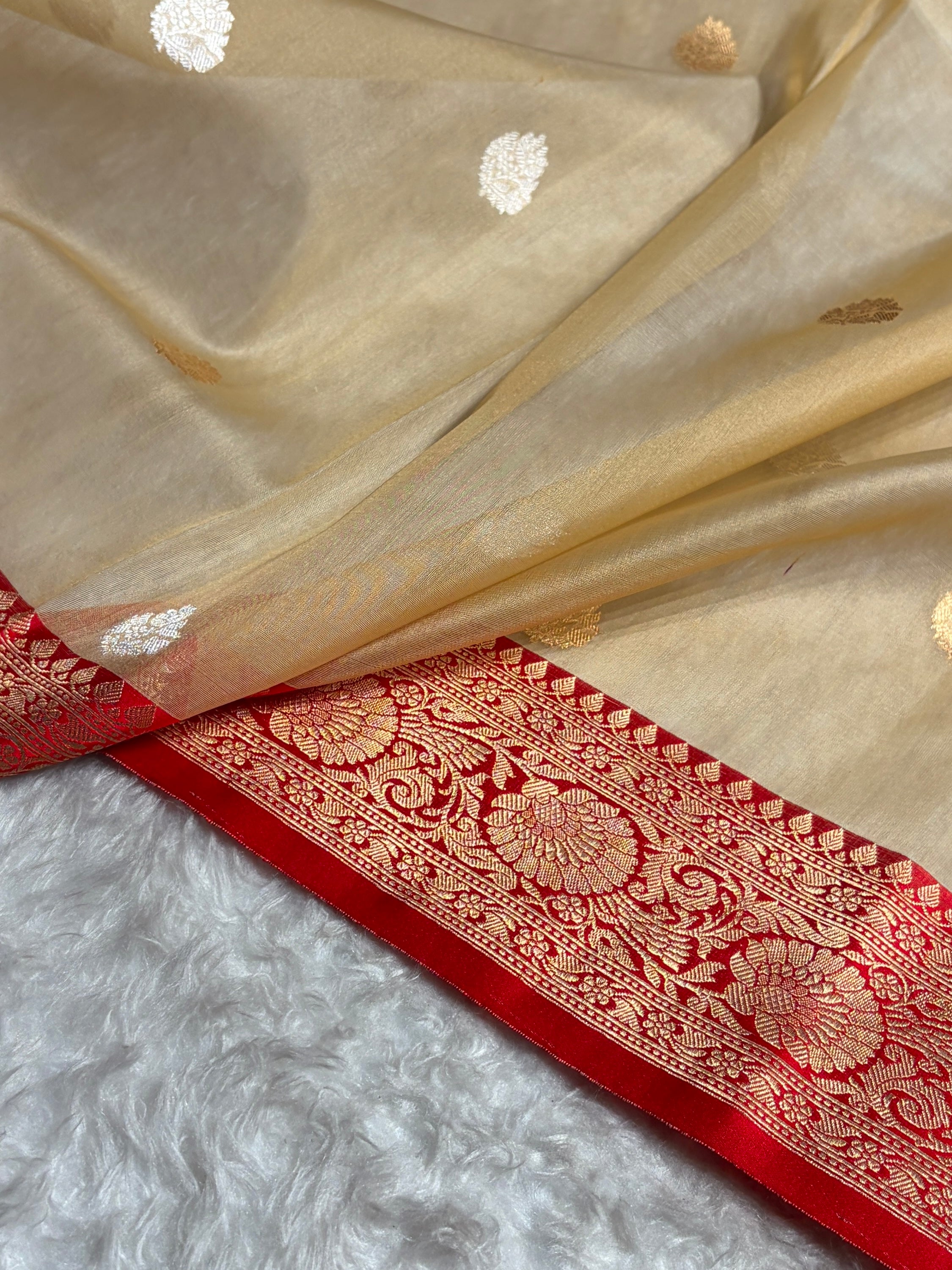 Contrast Pure Banarasi Organza Tusser With Red Floral Banarasi Silk Saree PO-11