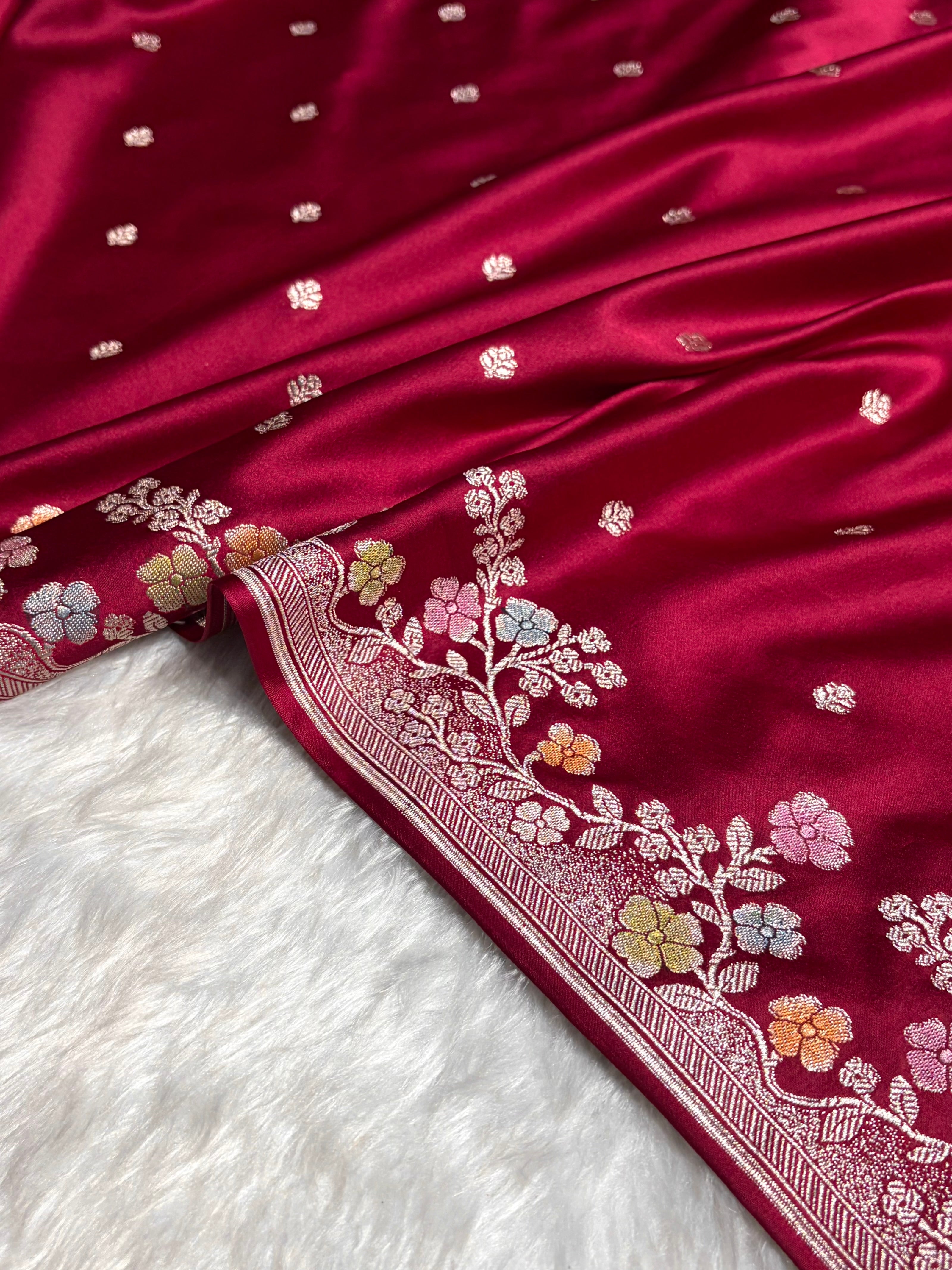 Maroon Shades Minakari Floral Border Booti Mashru Silk Saree MS75