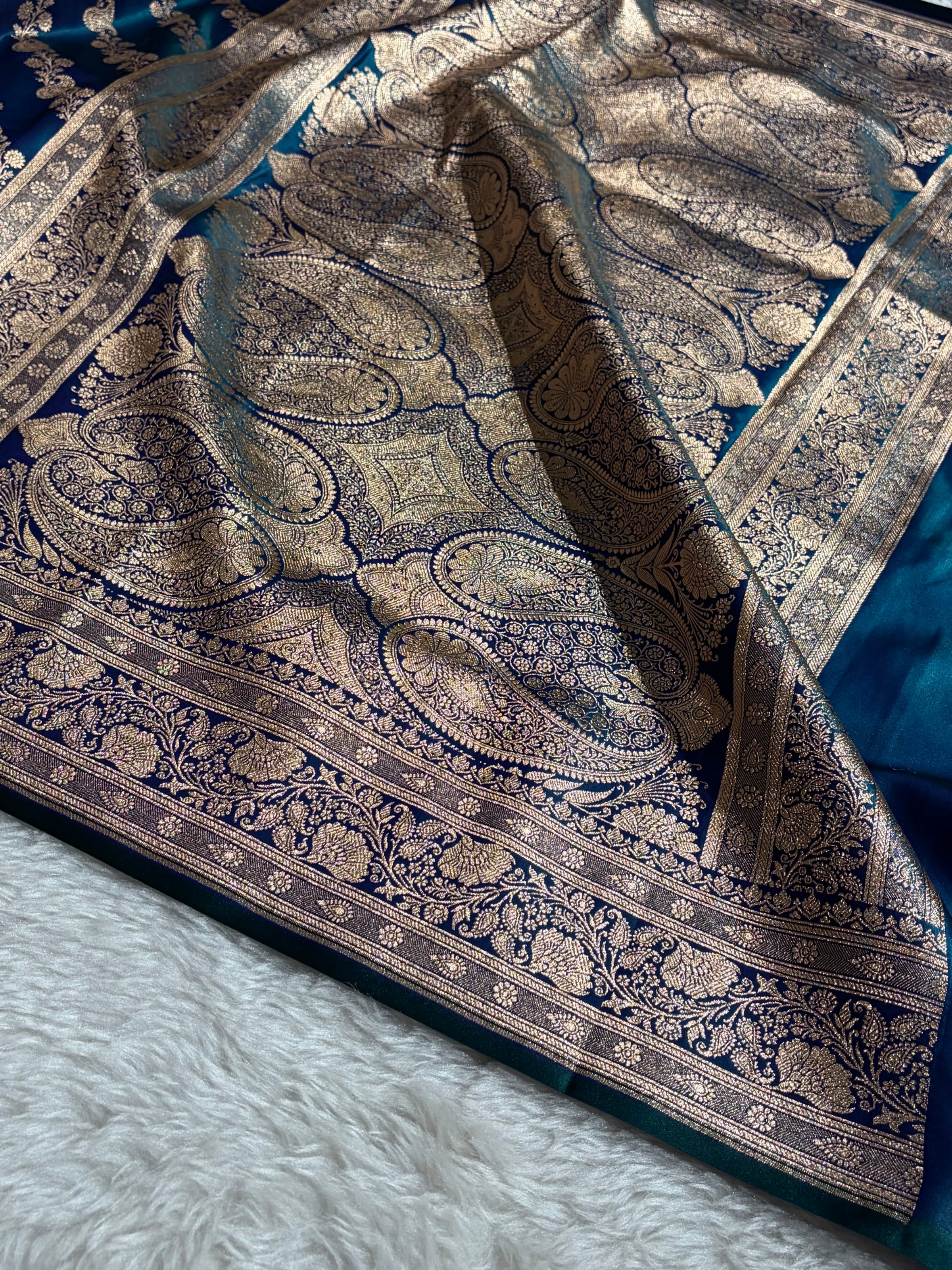 Banarasi Peacock Shades Cross Pattern Banarasi Satin Silk Saree SS51