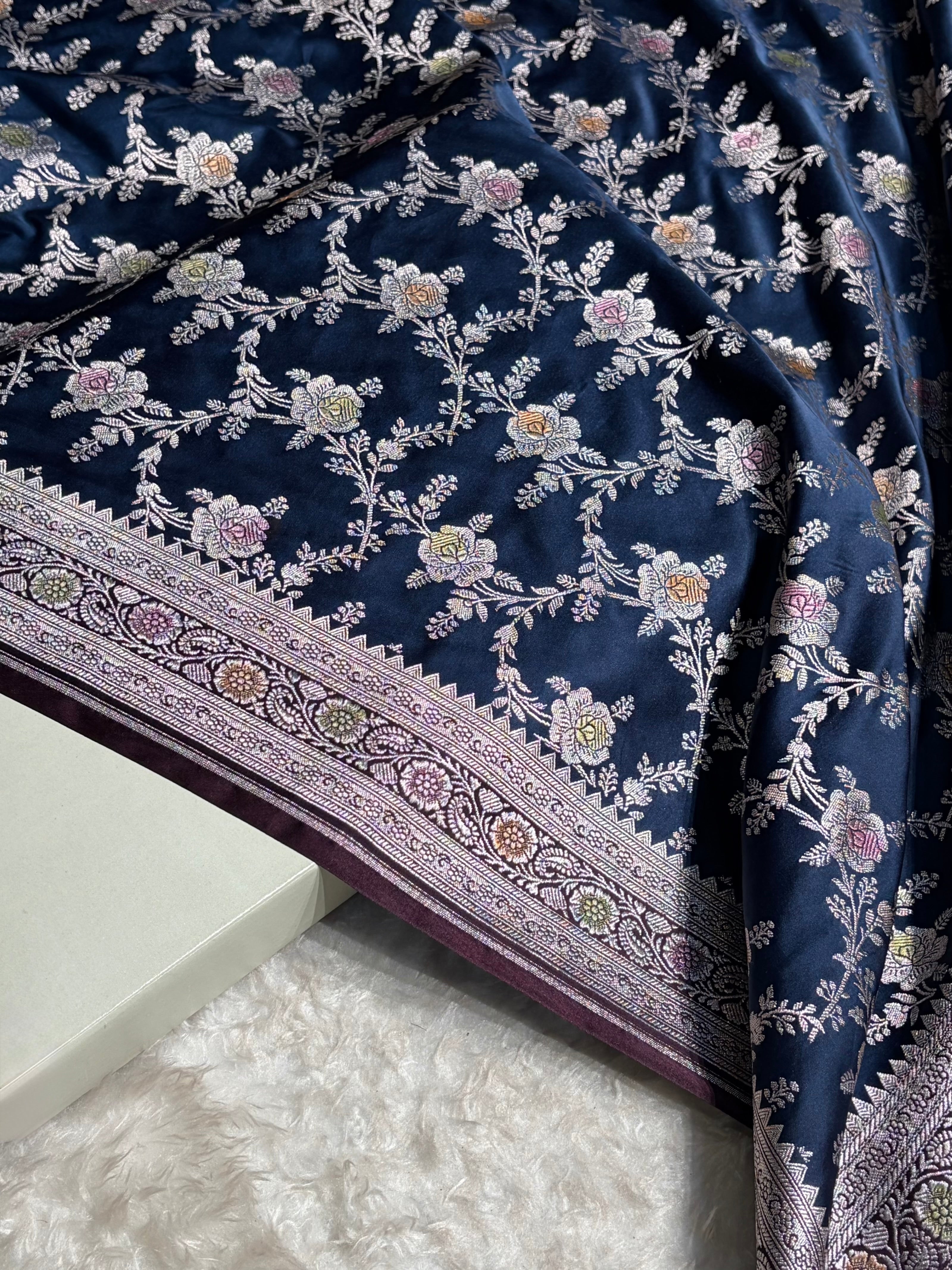 Purple Shades Banarasi Minakari Floral Jaal Mashru Silk Saree MS28