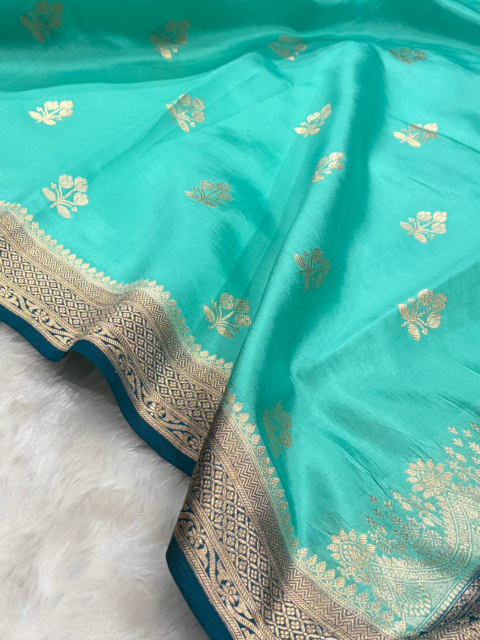 Banarasi Sea Green With Navy Blue Contrast Shades Handwoven Pure Paper Silk Saree RM-88