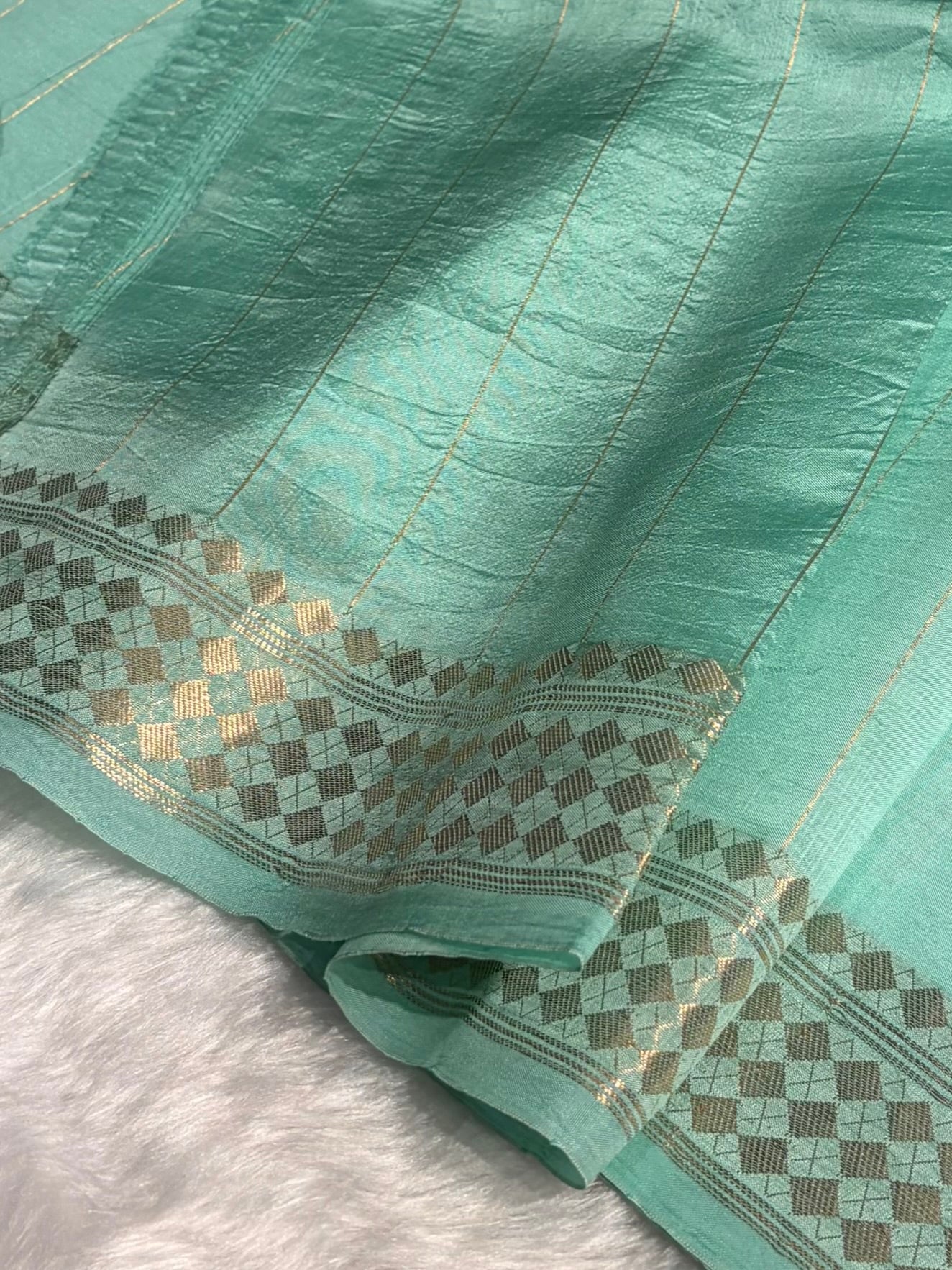 Shadow Green Shades Handwoven Pure Raw Mango Silk RM-48