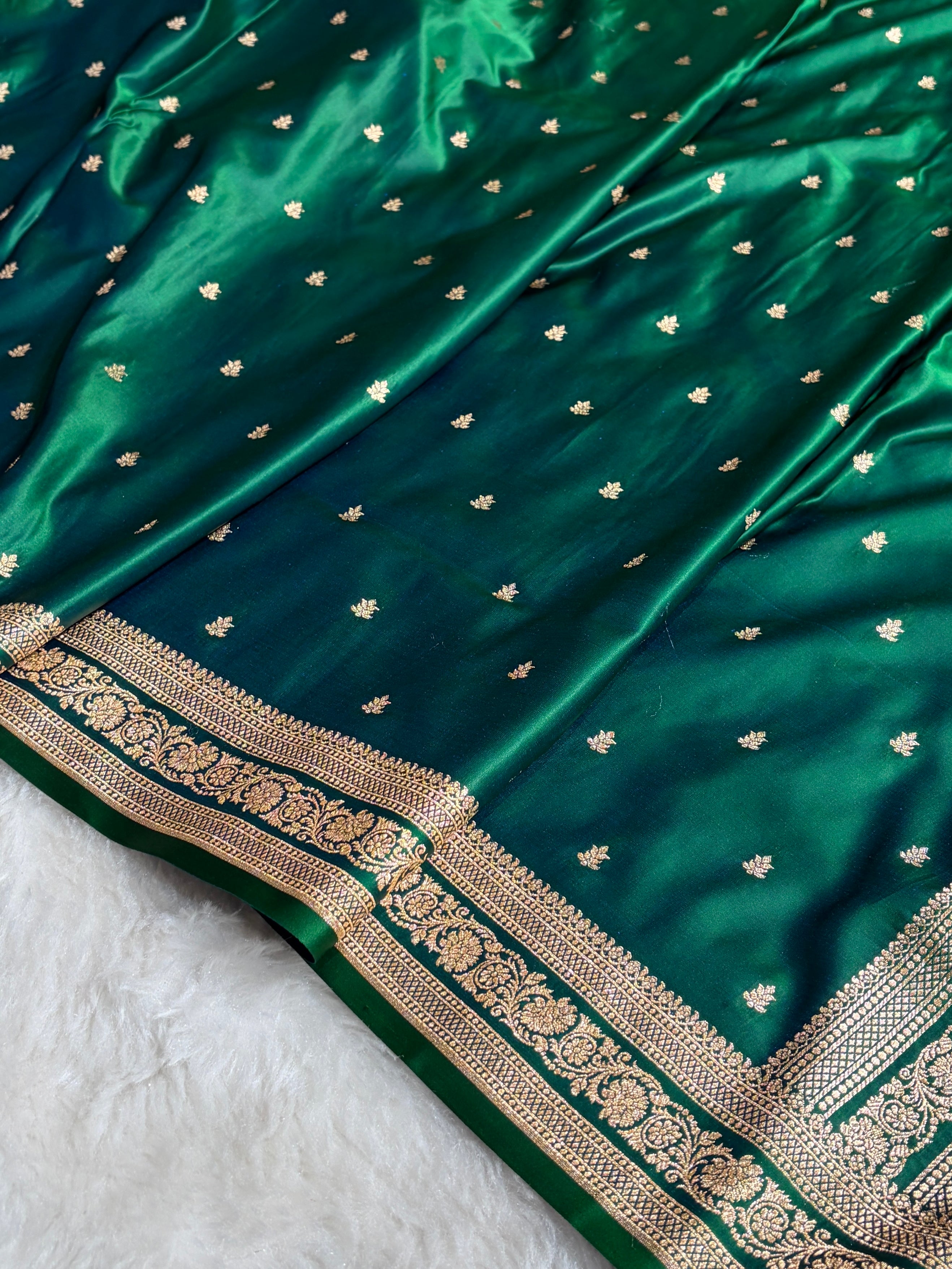 Banarasi Satin Katan Saree With Booti Pattern in Cross Green Shades SK125