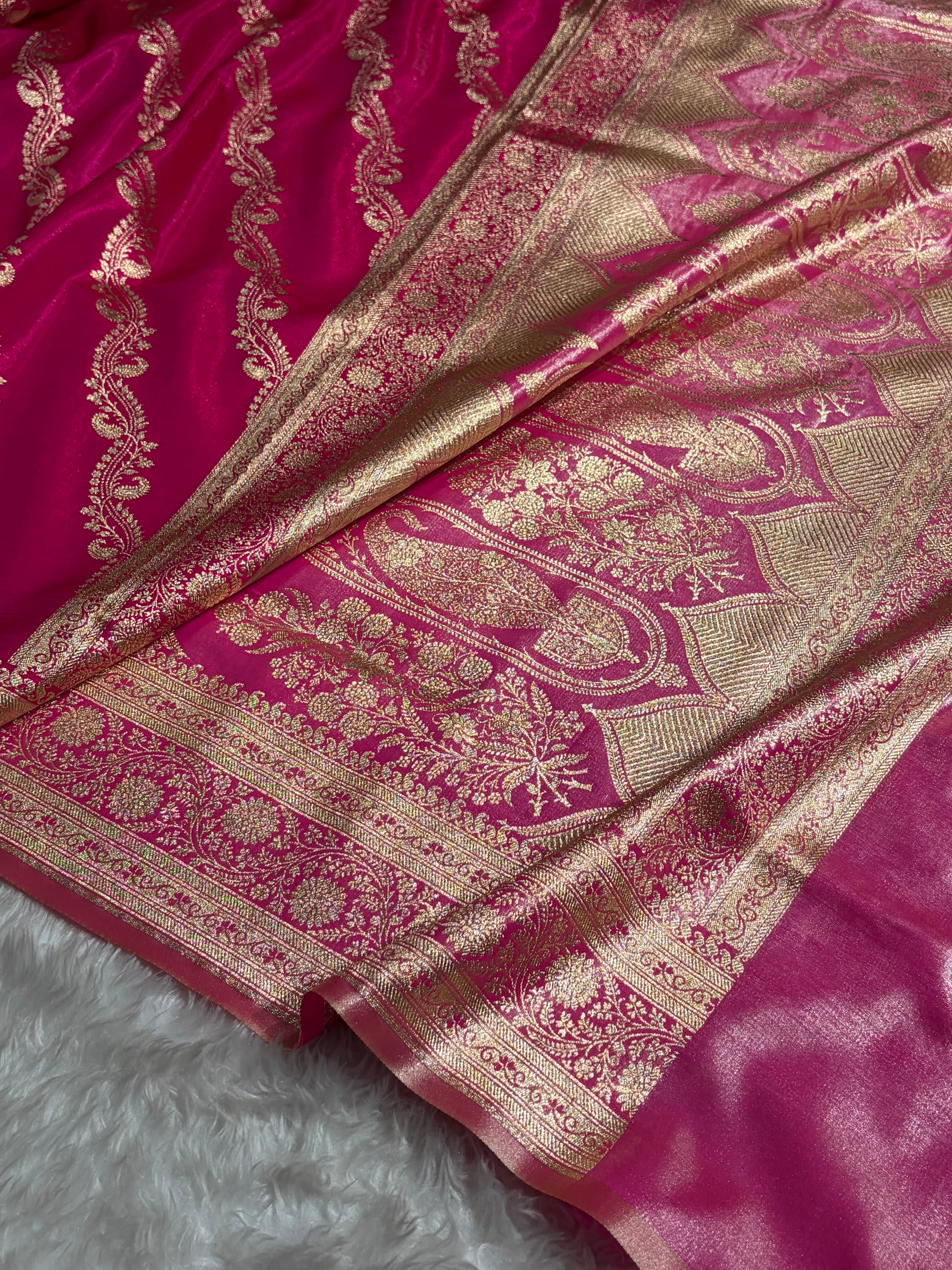 Pink Contrast Shades Cross Pattern Banarasi Satin Silk Saree SS39