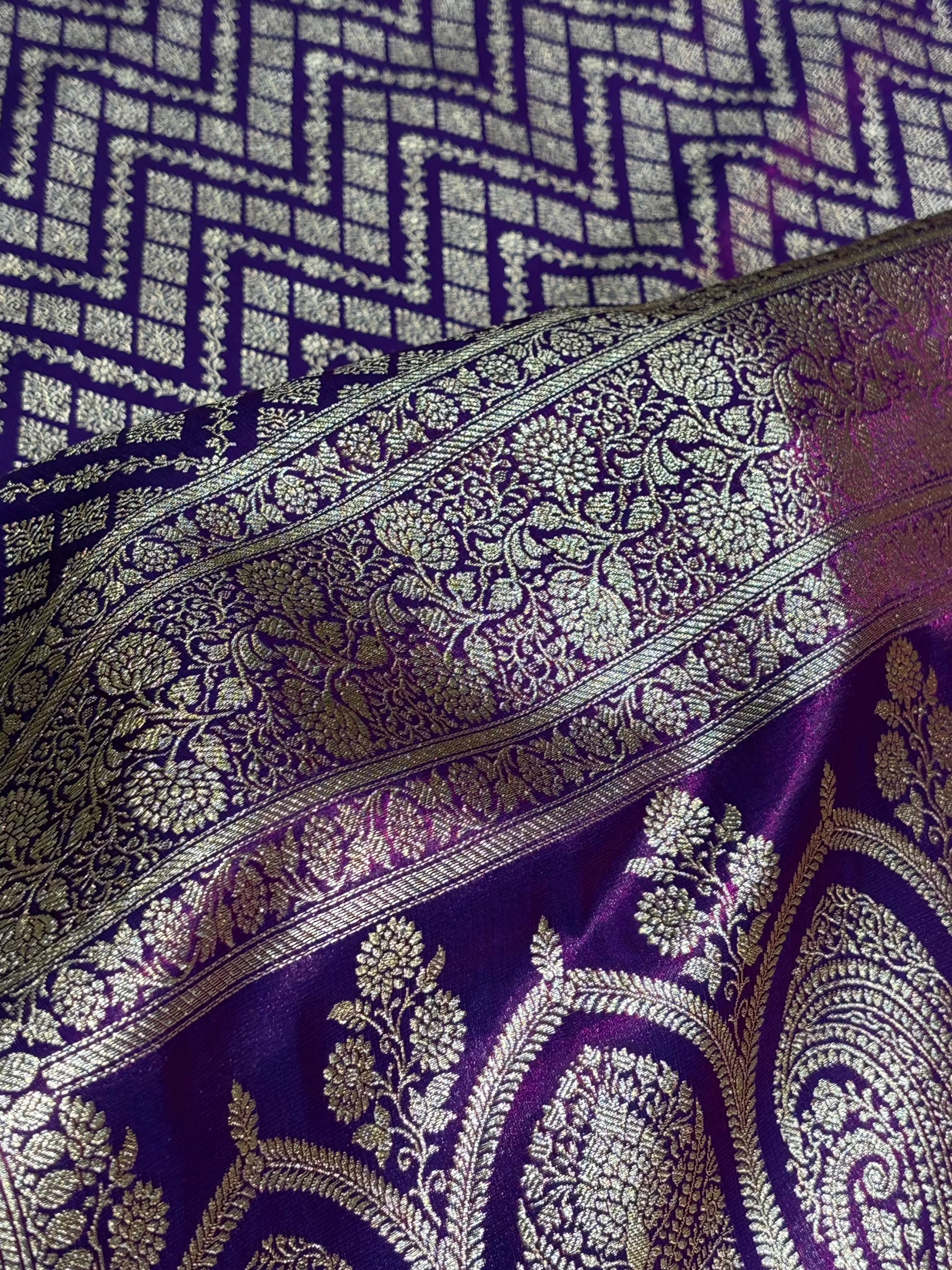 Cross Purple Shades Jaal Pattern Banarasi Satin Silk Saree SS56