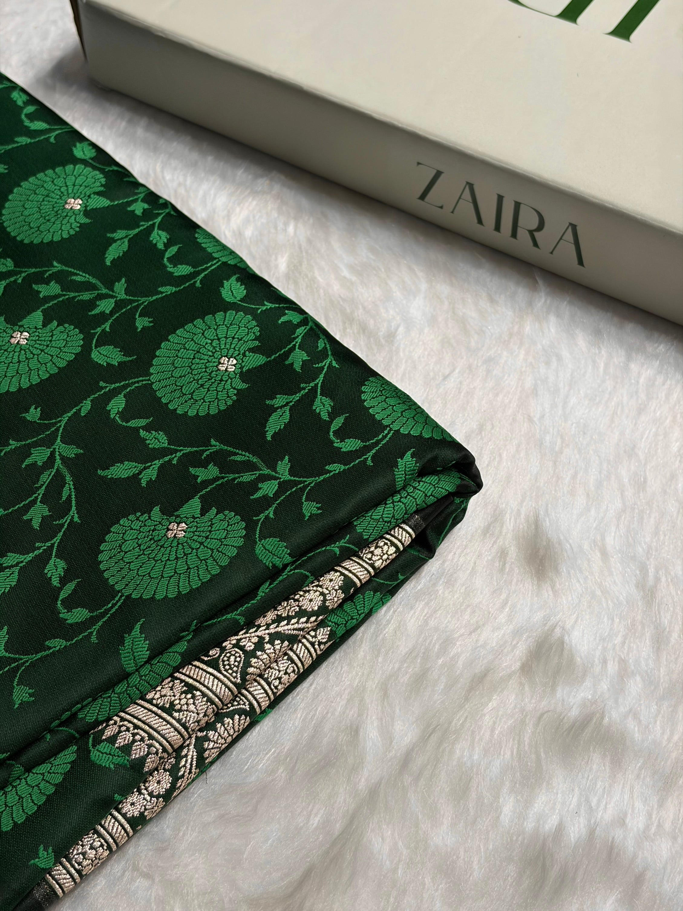 Bottle Green Shades Tanchoi Motif Mashru Silk Saree MST-11