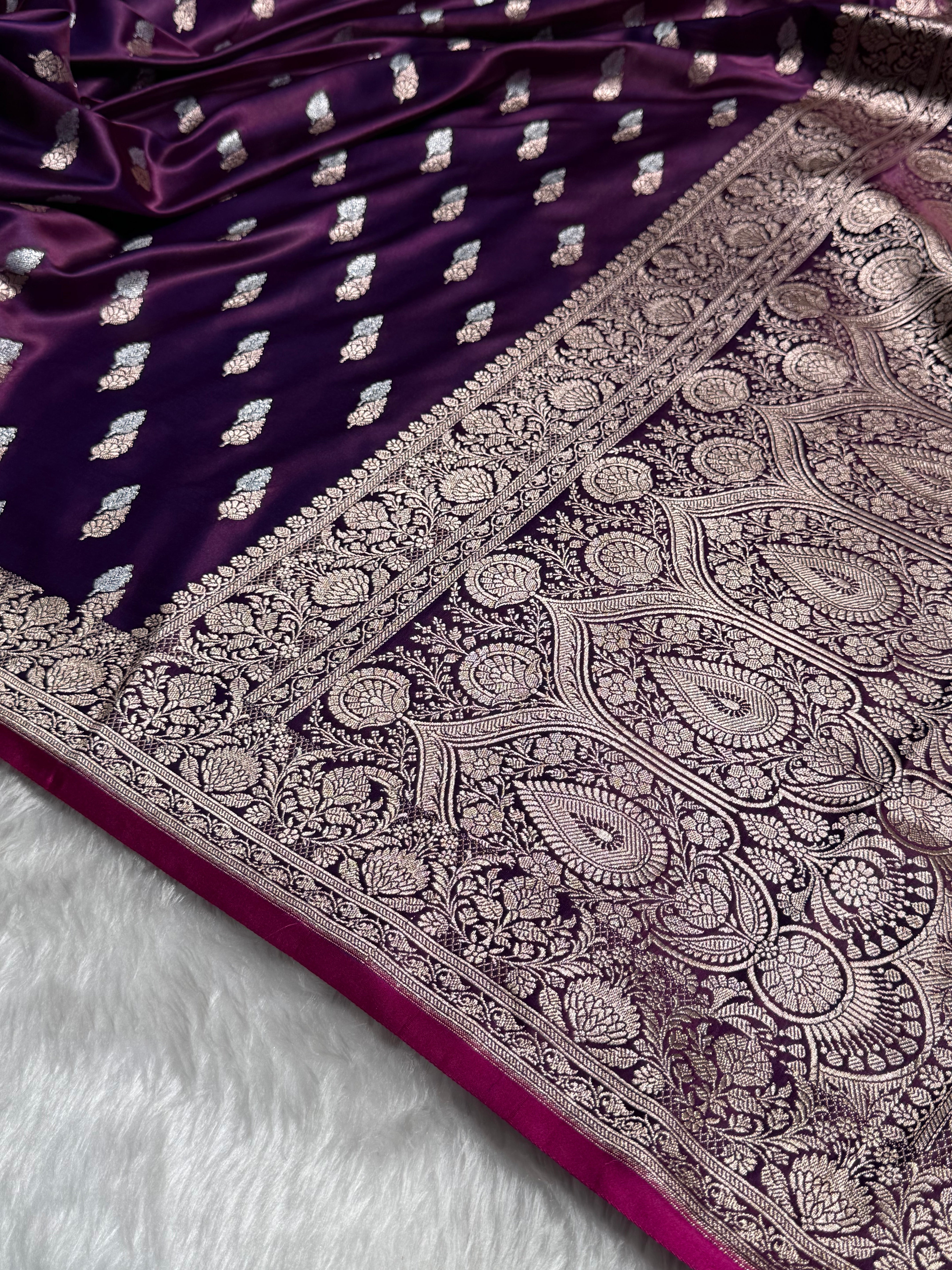 Cross Purple Dual Floral Booti Mashru Silk Saree