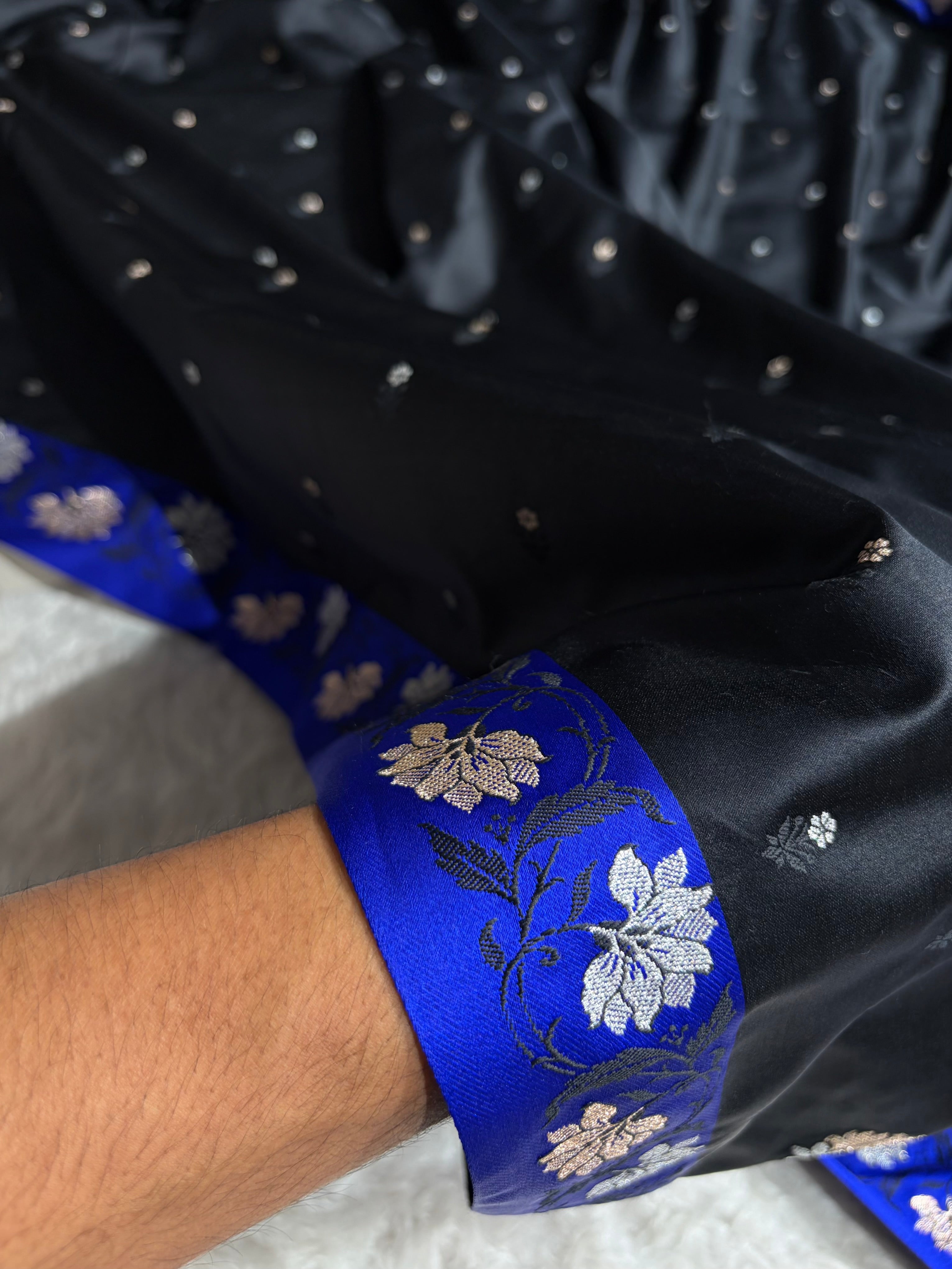 Black With Royal Blue Floral Boota With Floral Border Mashru Silk Saree MSM-78