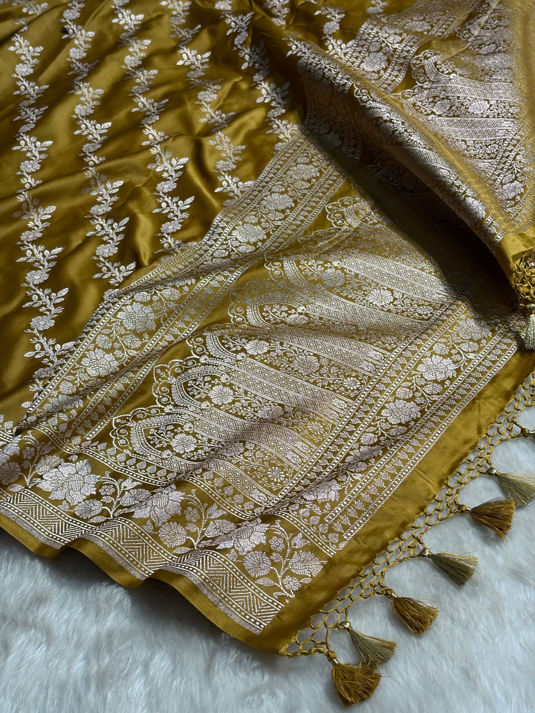 Dusty Mustard Shades Banarasi Cross Jaal Mashru Silk Saree MS18
