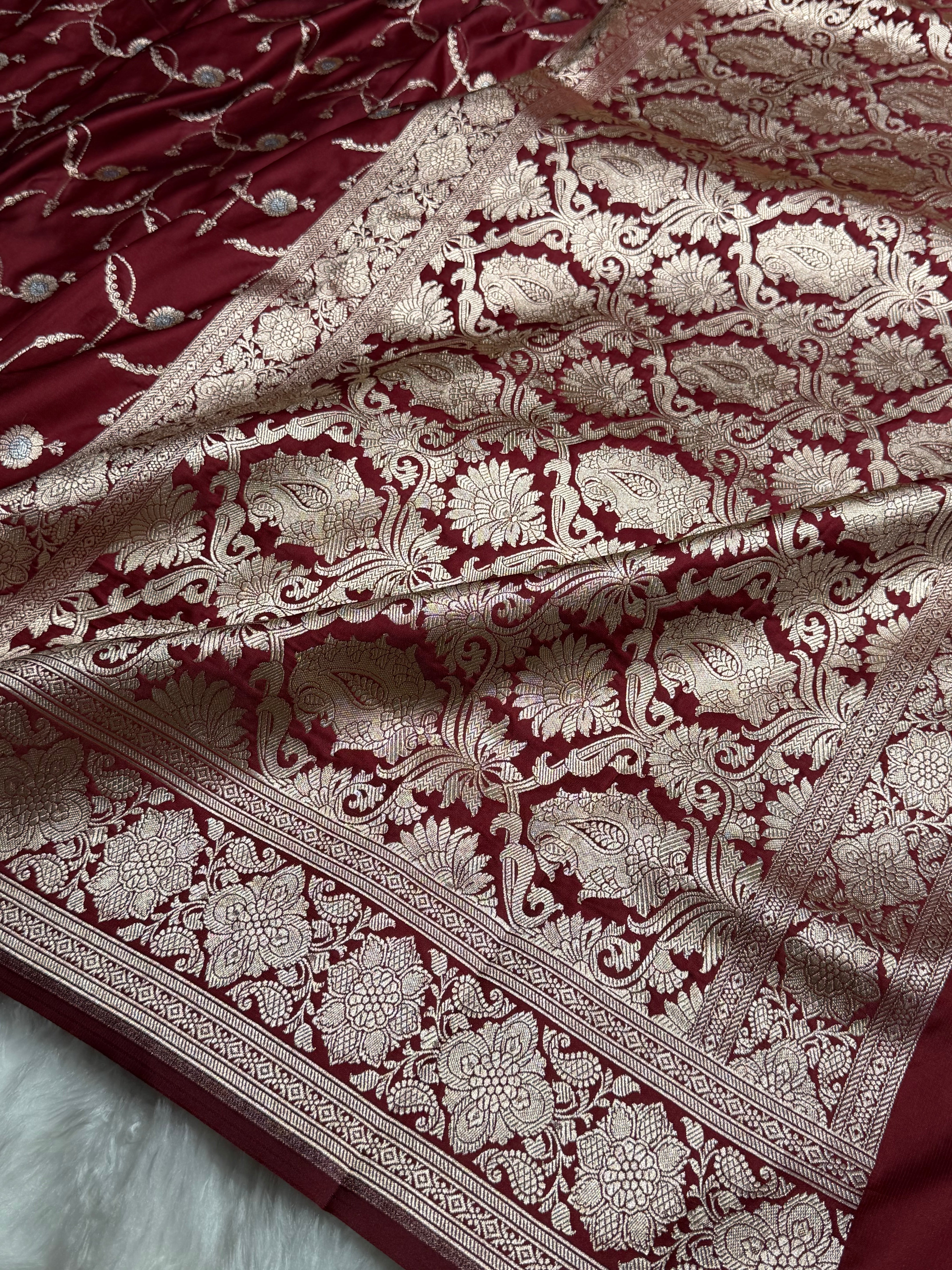 Maroon Shades Banarasi Jaal Pattern Floral Minakari Mashru Silk Saree MSM-103