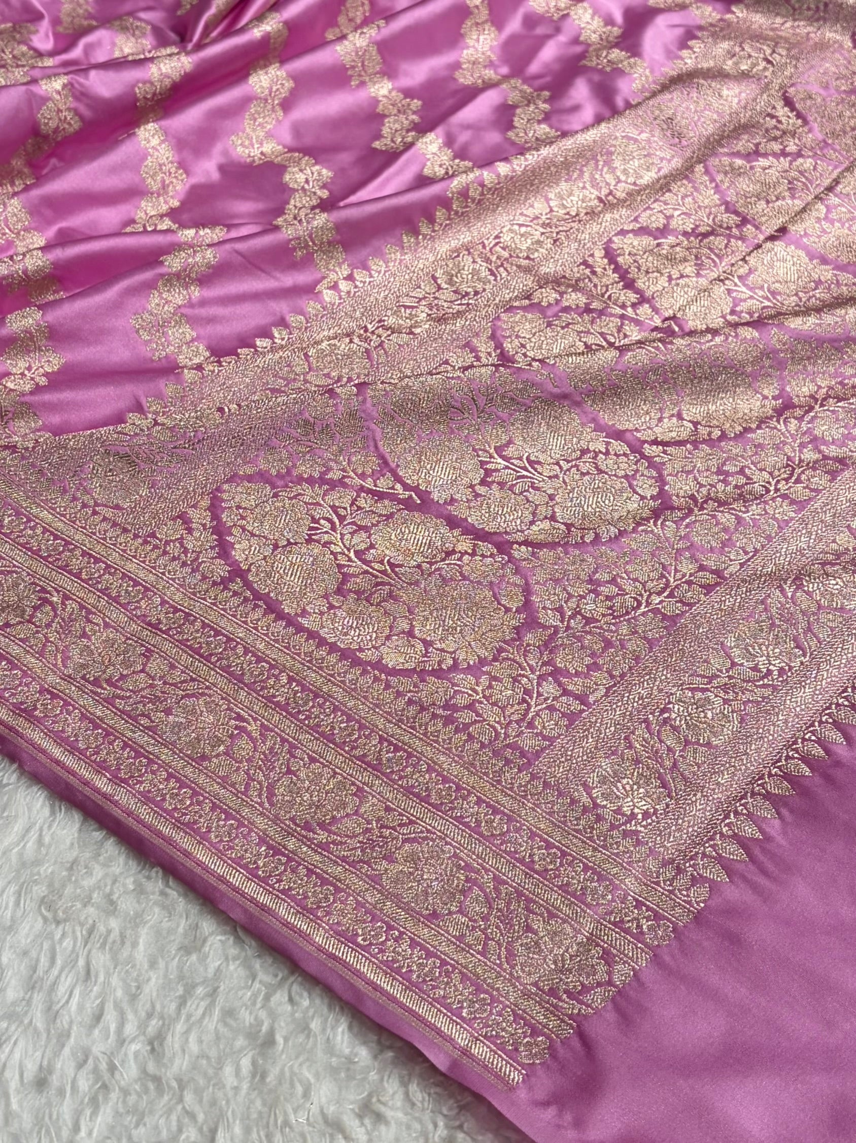 Banarasi Blush Pink Cross Pattern Mashru Silk Saree MS02
