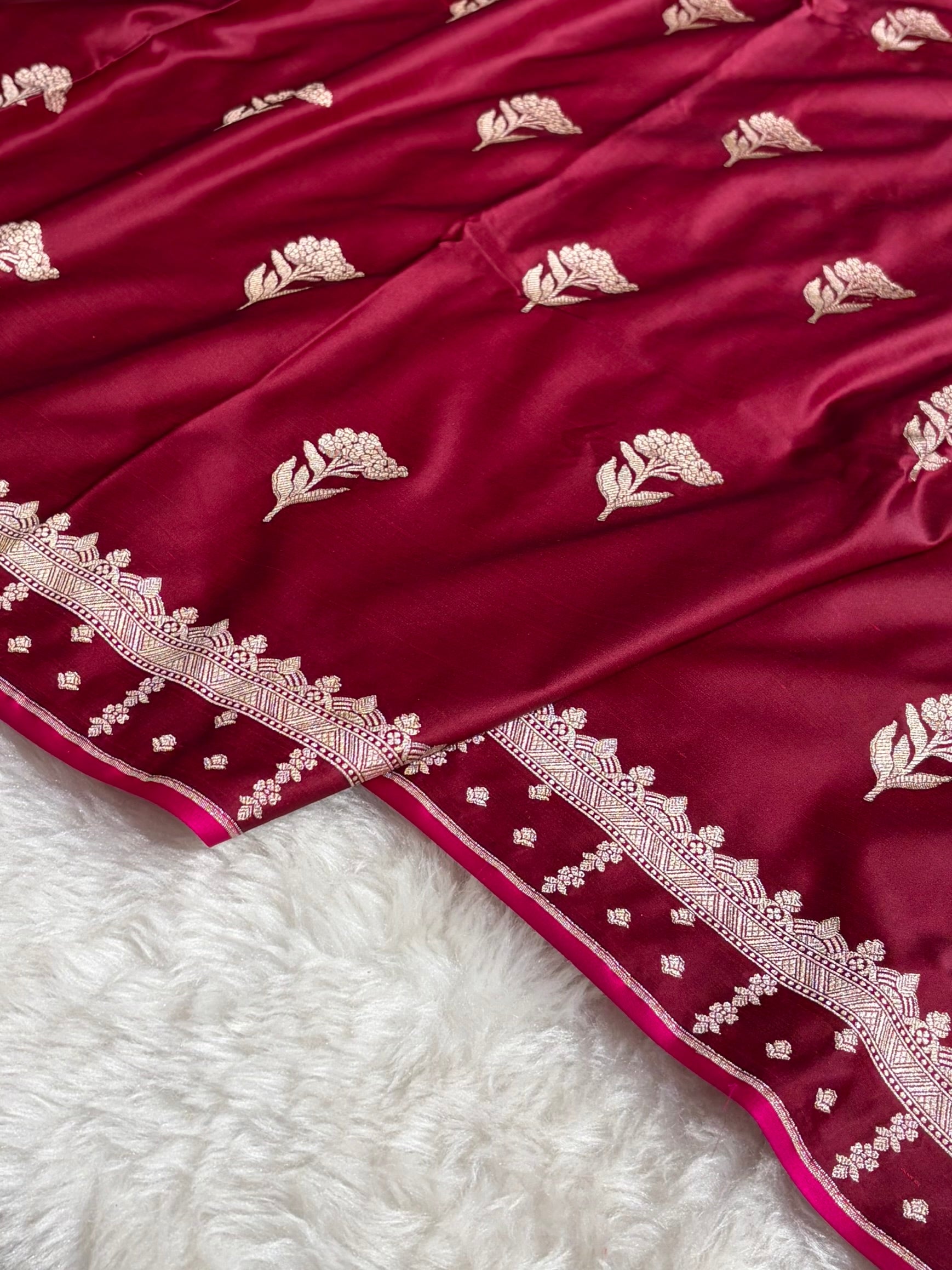 Garnet Floral Booti Motif Mashru Silk Saree MSM-08