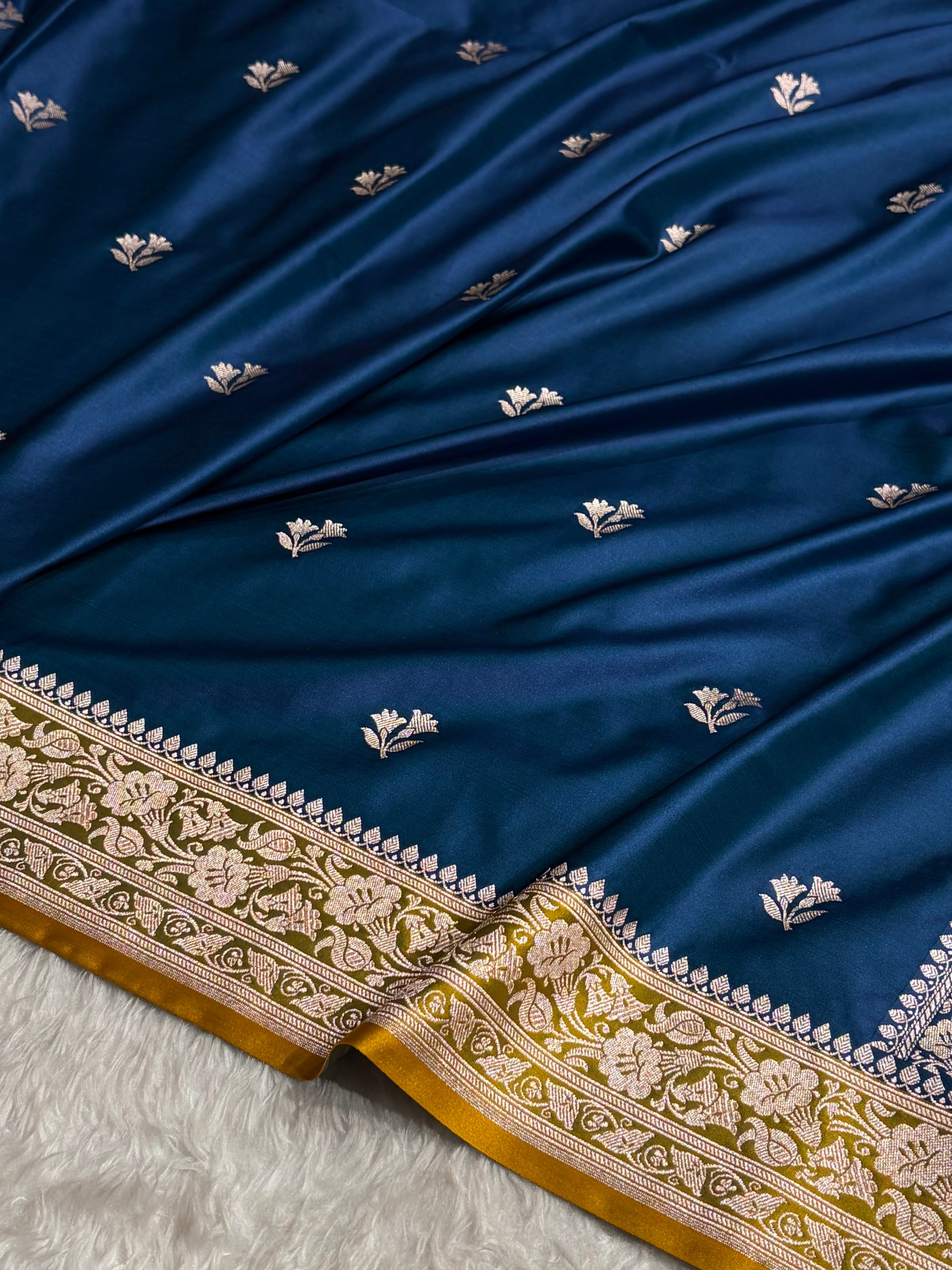 Contrast German Blue / Mustard Shades Banarasi Booti Pattern Mashru Silk Saree MSM-138