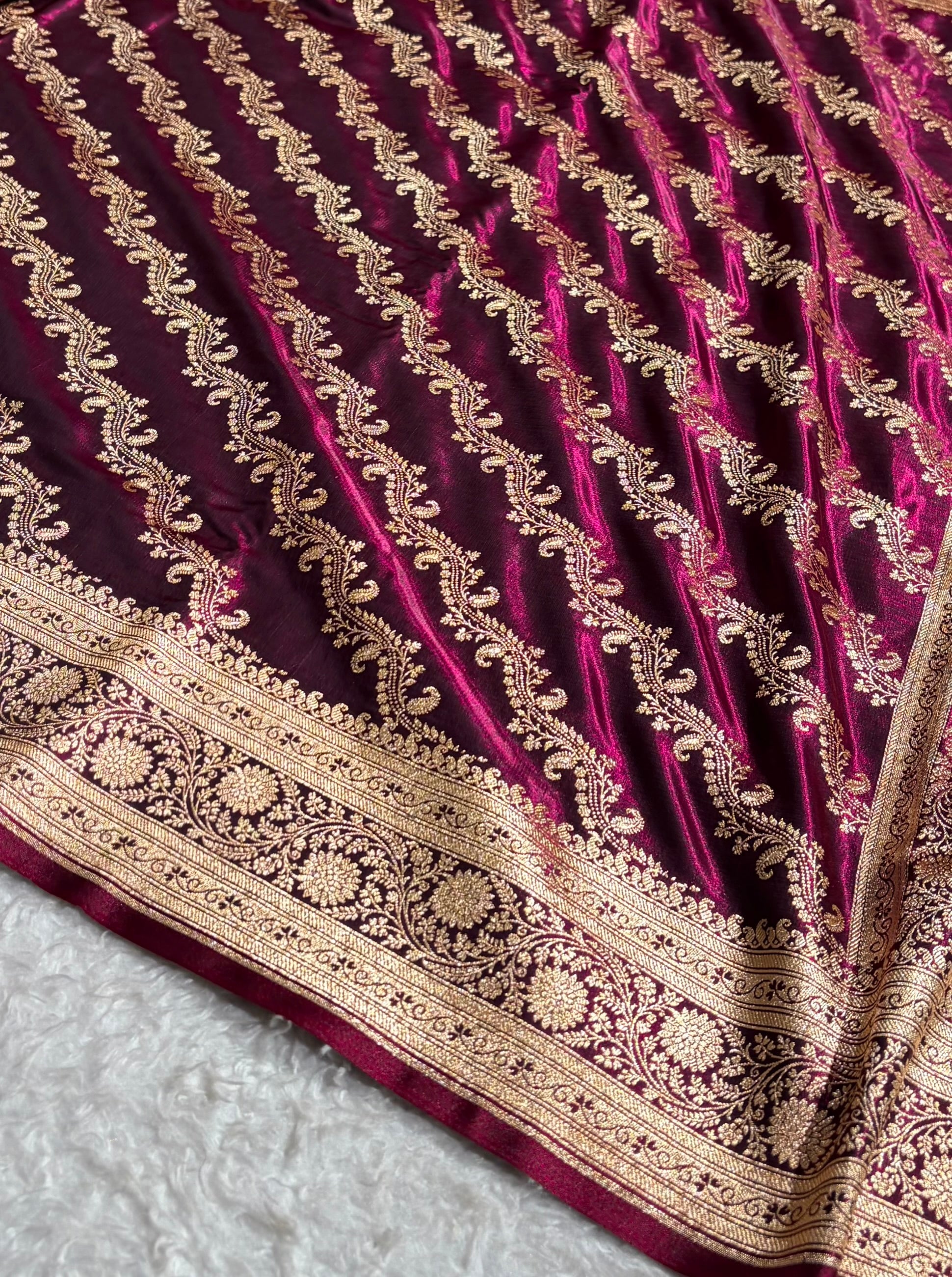 Wine Shades Cross Pattern Banarasi Satin Silk Saree SS39