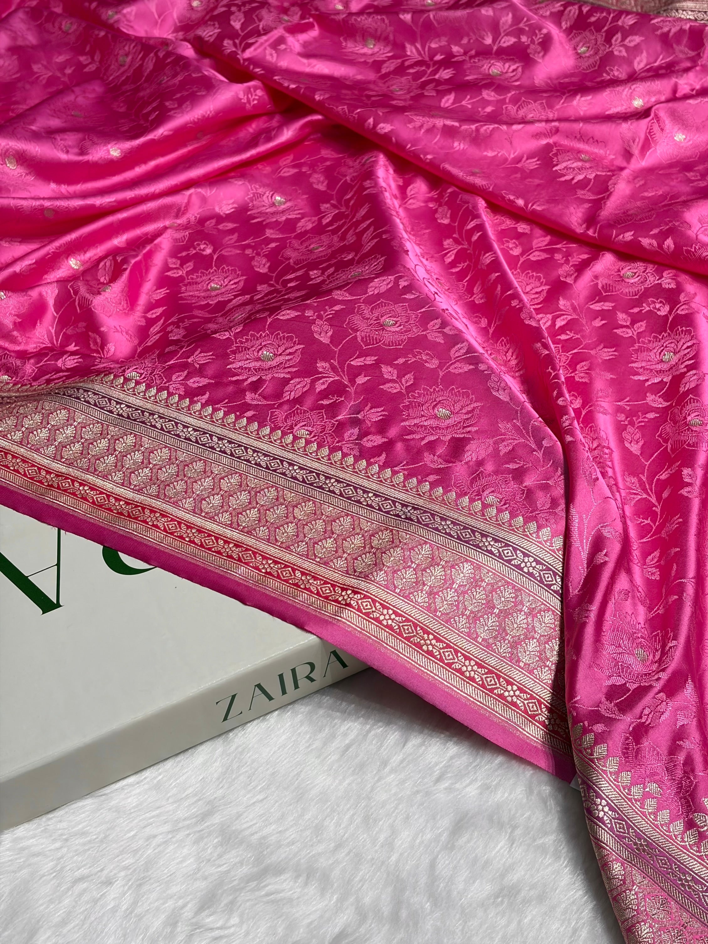 Baby Pink Shades Minakari Tanchoi Floral Booti Mashru Silk Saree MS59