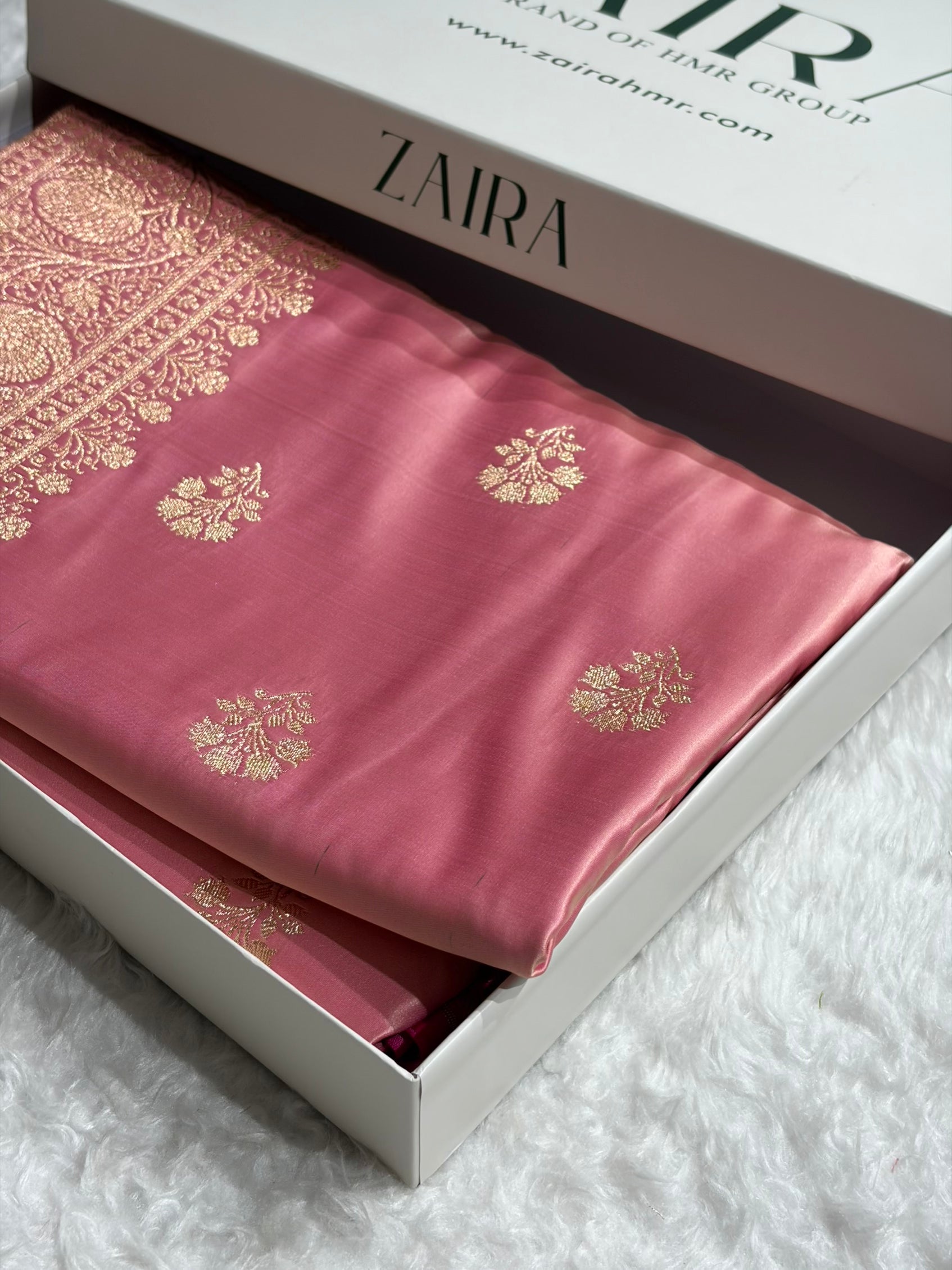 Powder Pink - Rani Banarasi Boota Katan Silk Saree SKM29