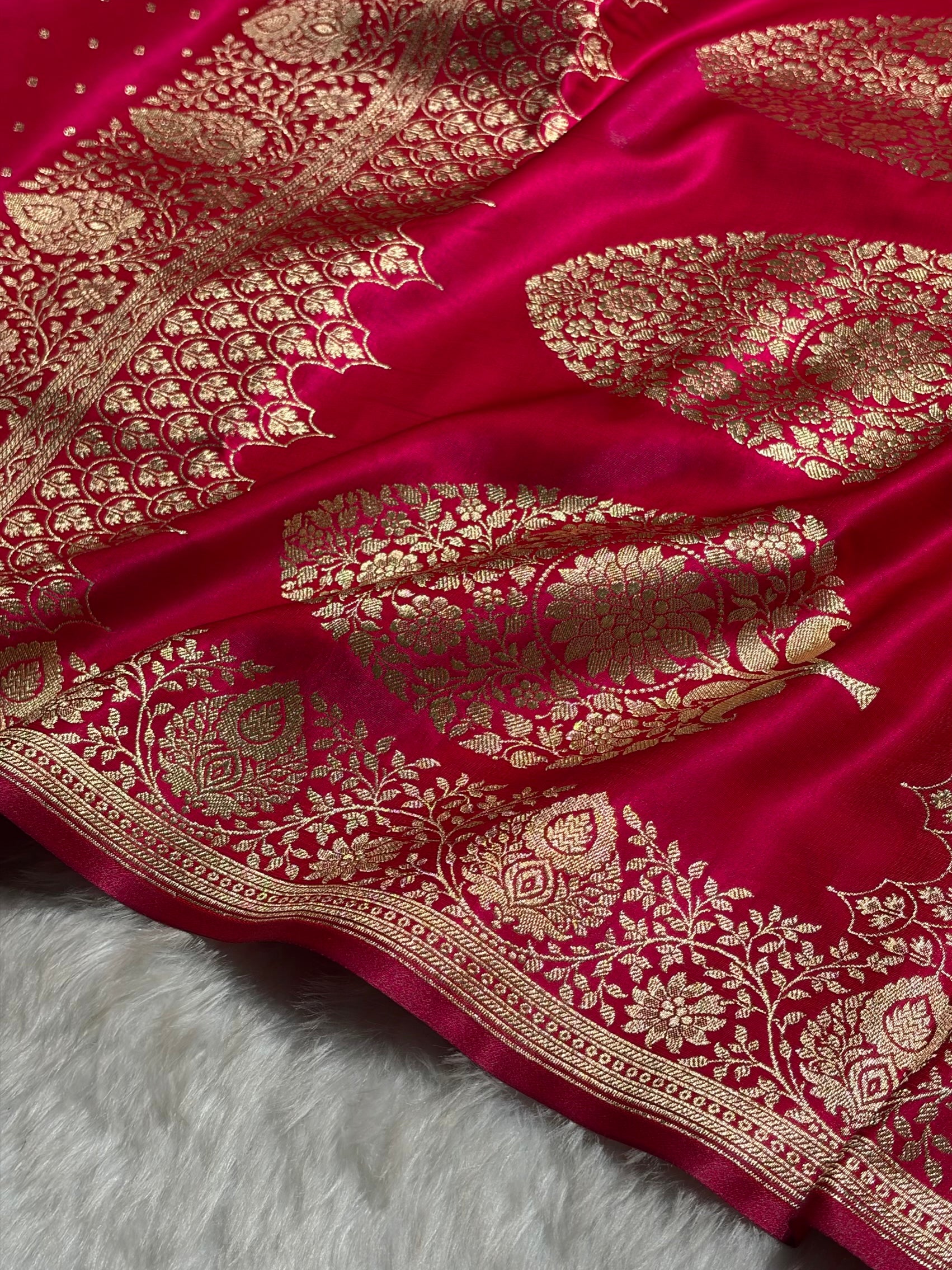 Ultra Light Weight Satin Silk Boota in Rani Shades SS31