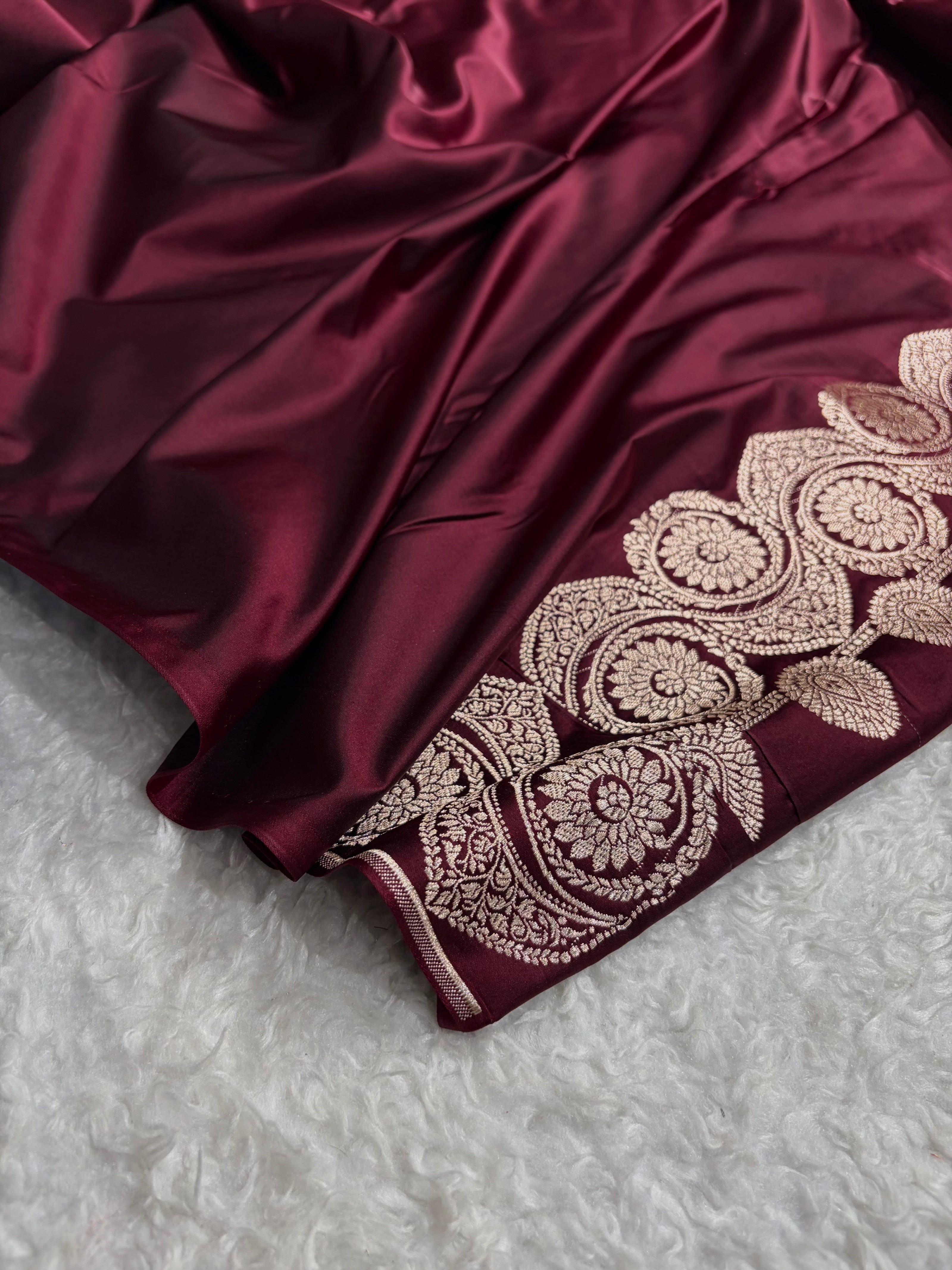 Garnet Shades Banarasi Boota Pattern Floral Mashru Silk Saree MSM-110