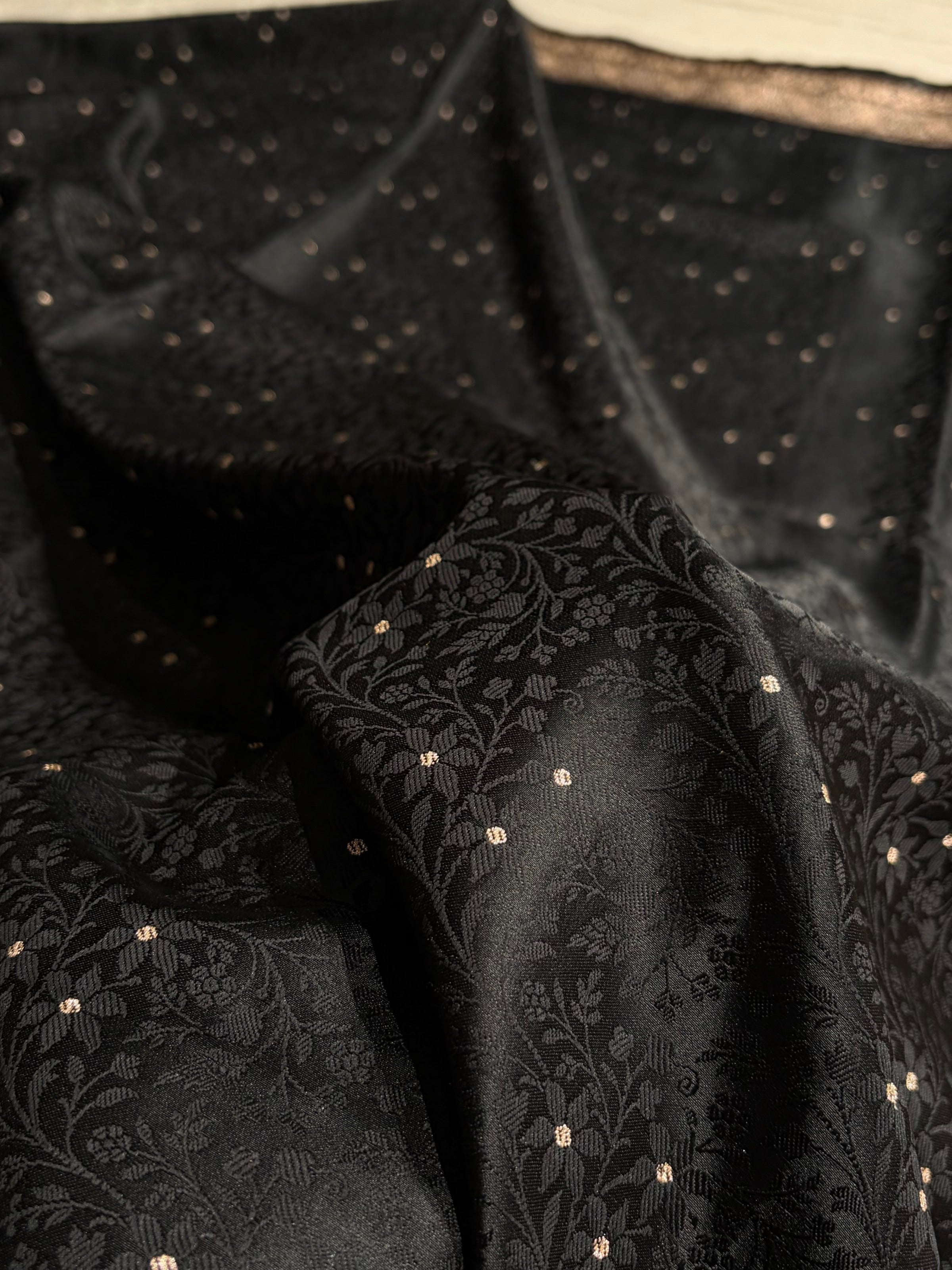 Black Shades Tanchoi Motif Mashru Silk Saree MST-15