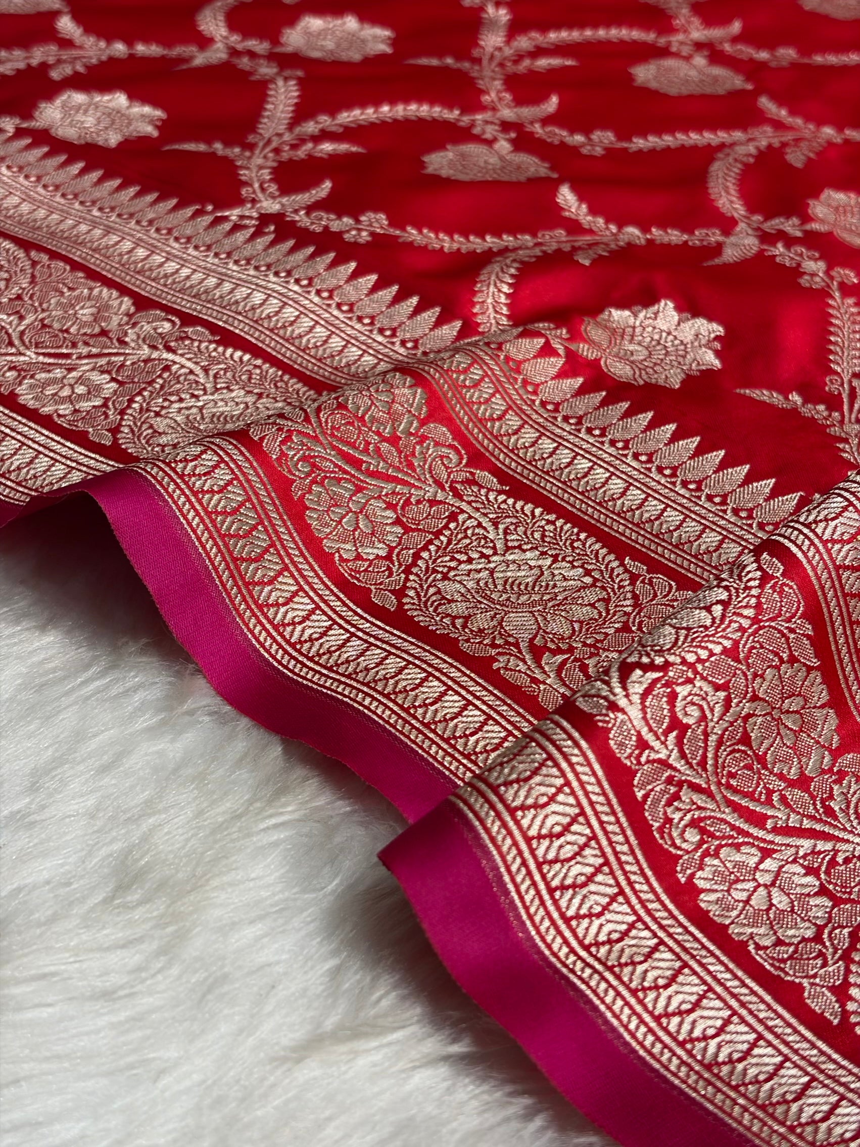 Red Jaal Pattern Satin Katan Silk Saree SK66