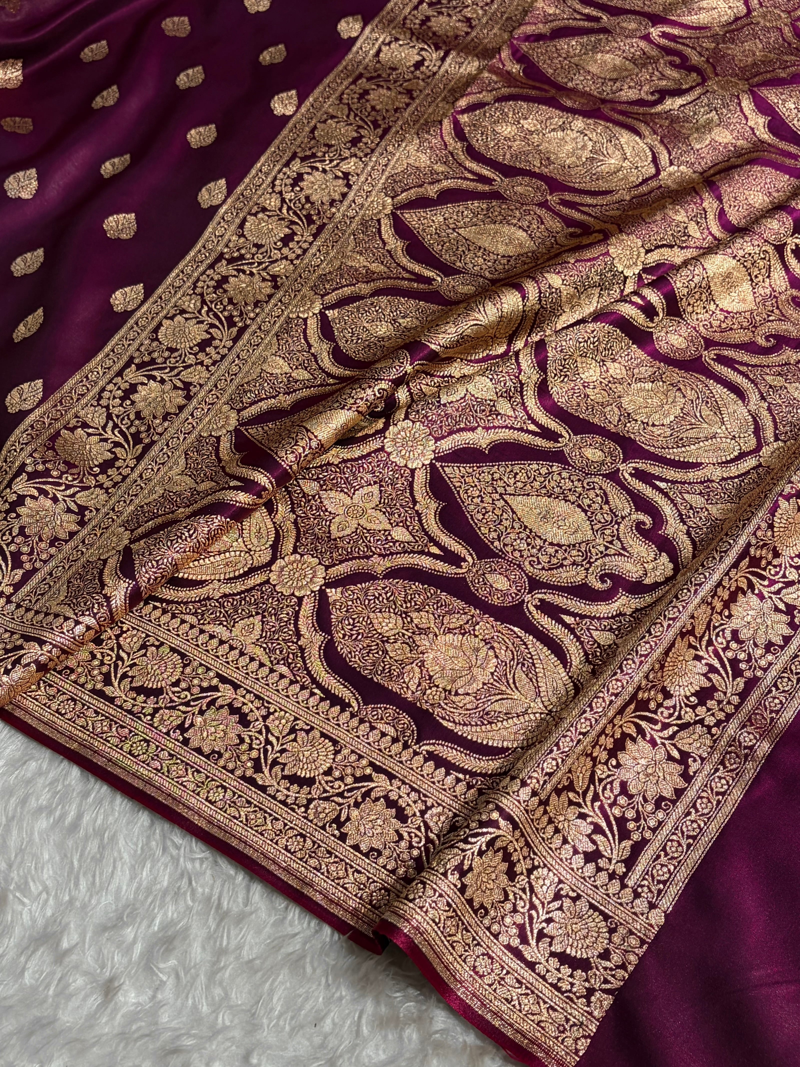Wine Shades Booti Pattern Banarasi Satin Silk Saree SS58