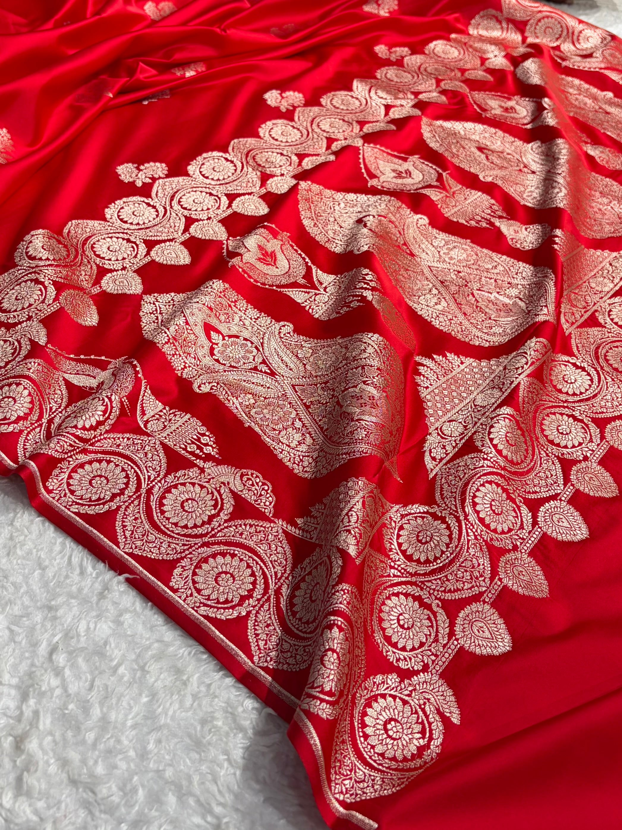 Red Shades Banarasi Boota Pattern Floral Mashru Silk Saree MSM-110