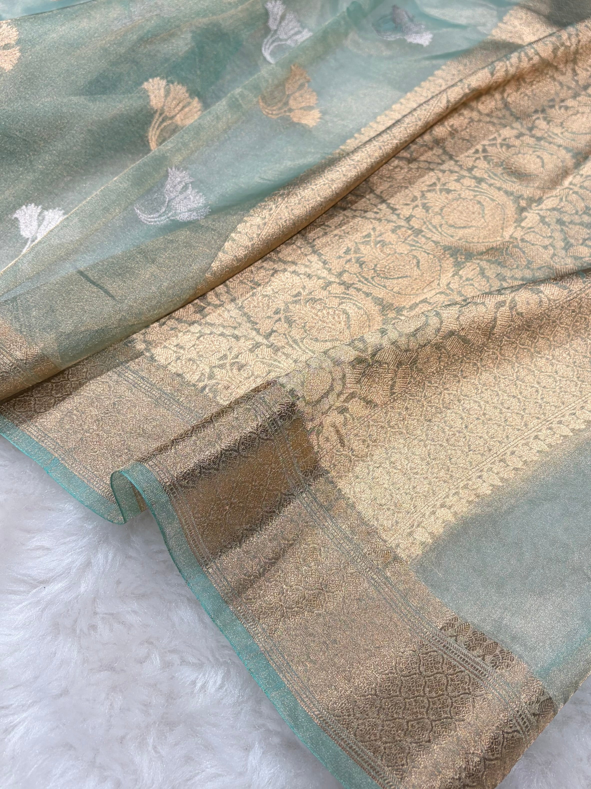 See Green Bananasi Floral Shades Pure Tissue Silk Saree PT-53