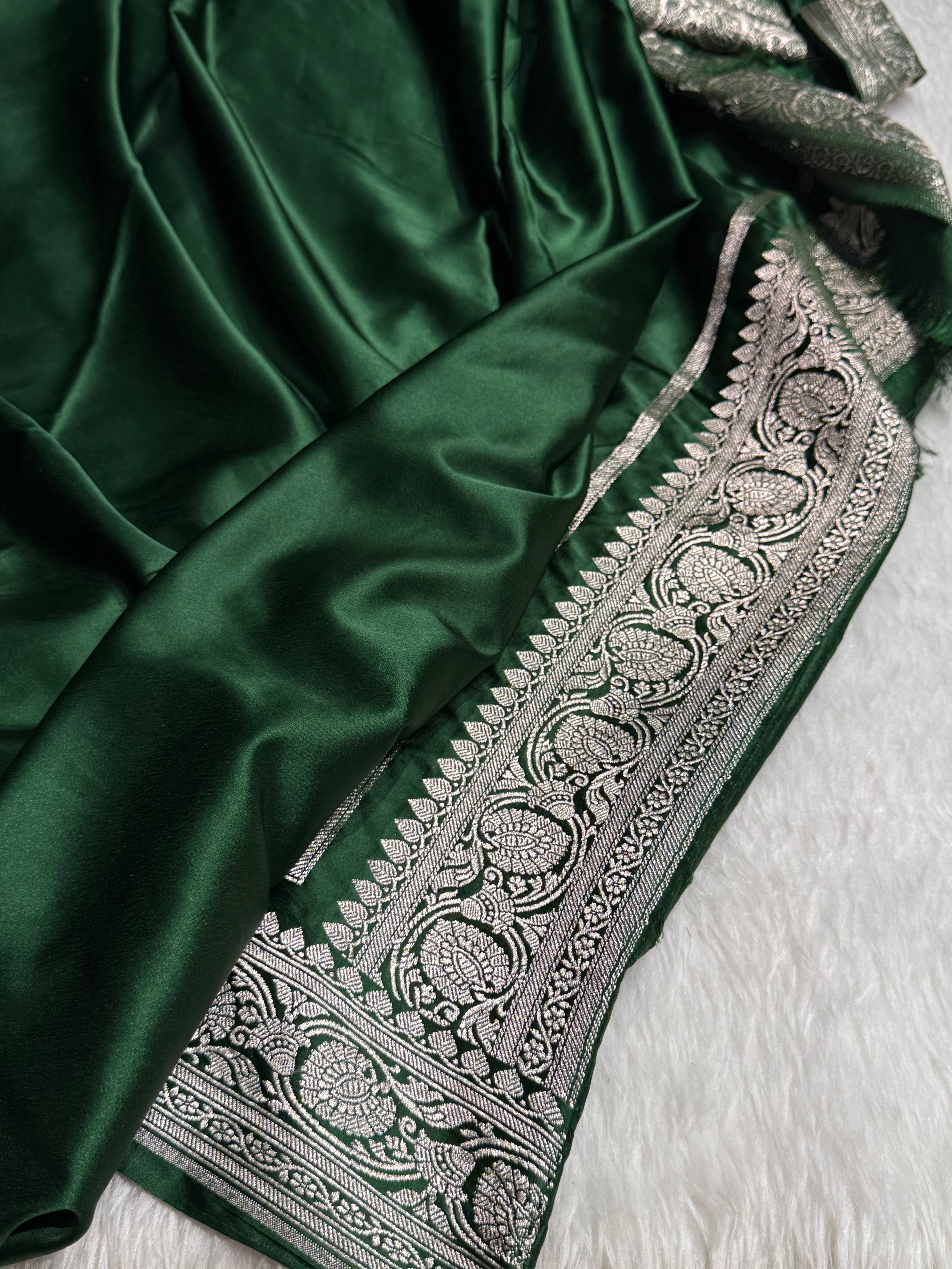 Booti Motif In Dark Mehandi Mashru Silk Saree