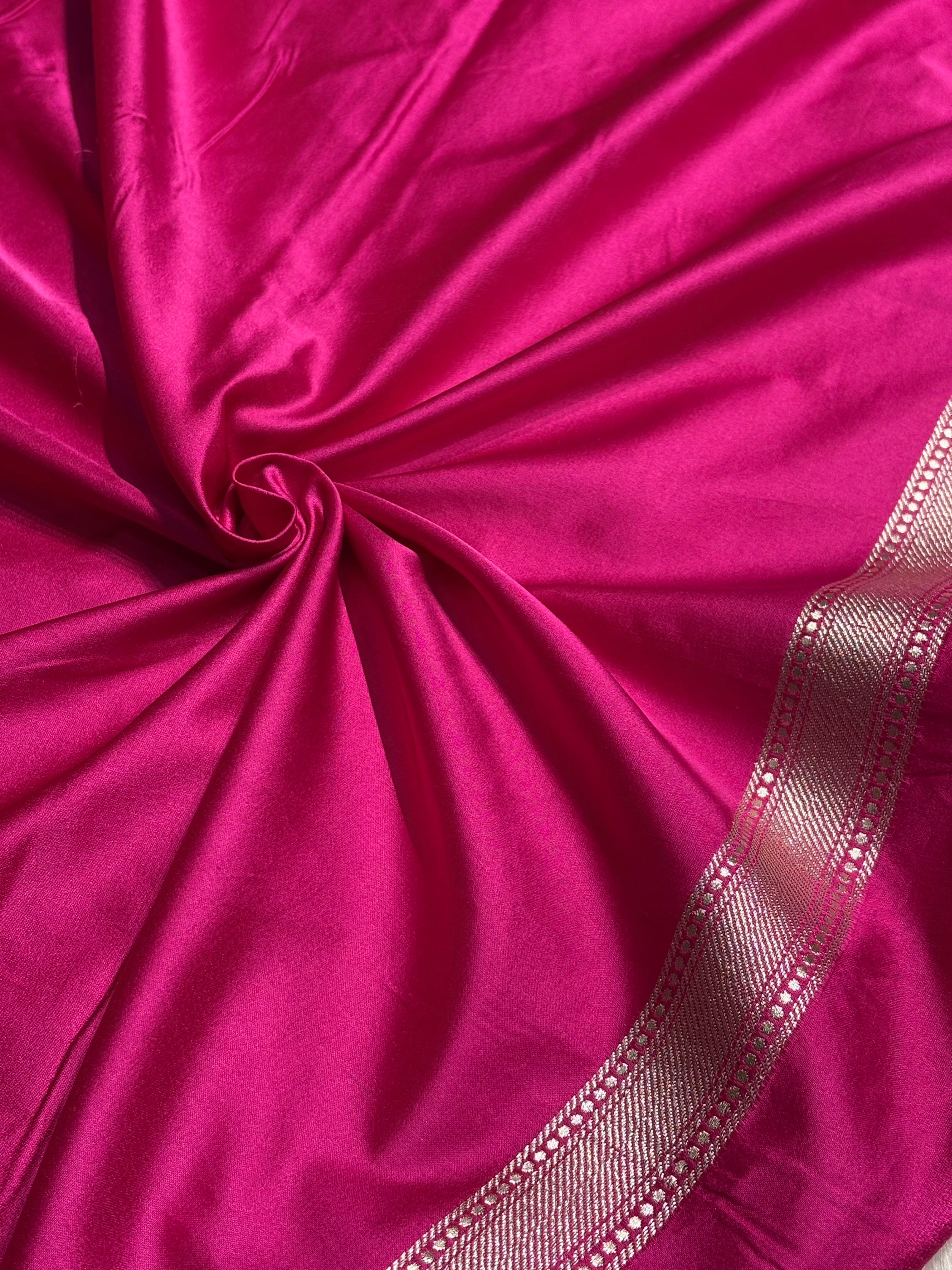 Pink Shades Scallop Mashru Silk Saree MS60