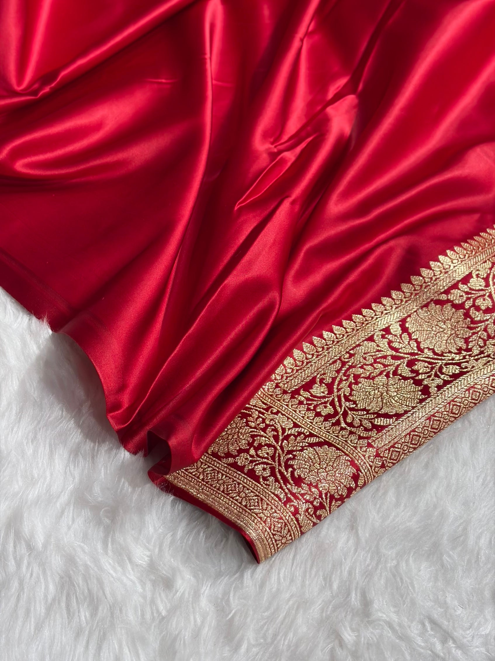 Banarasi Satin Katan Saree With Boota in Maroon Shades SK109