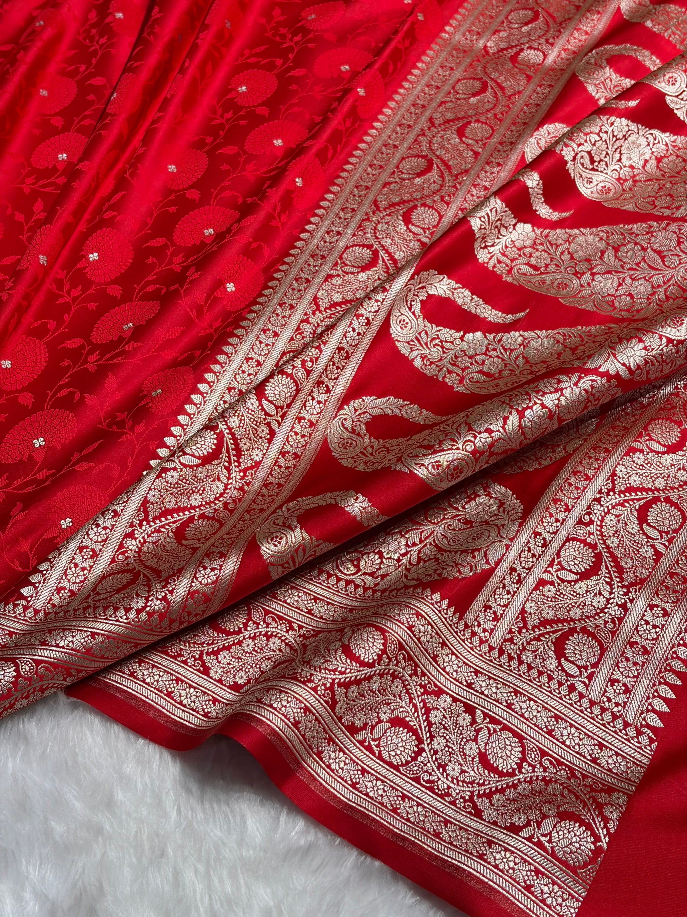 Red Shades Tanchoi Motif Mashru Silk Saree MST-11