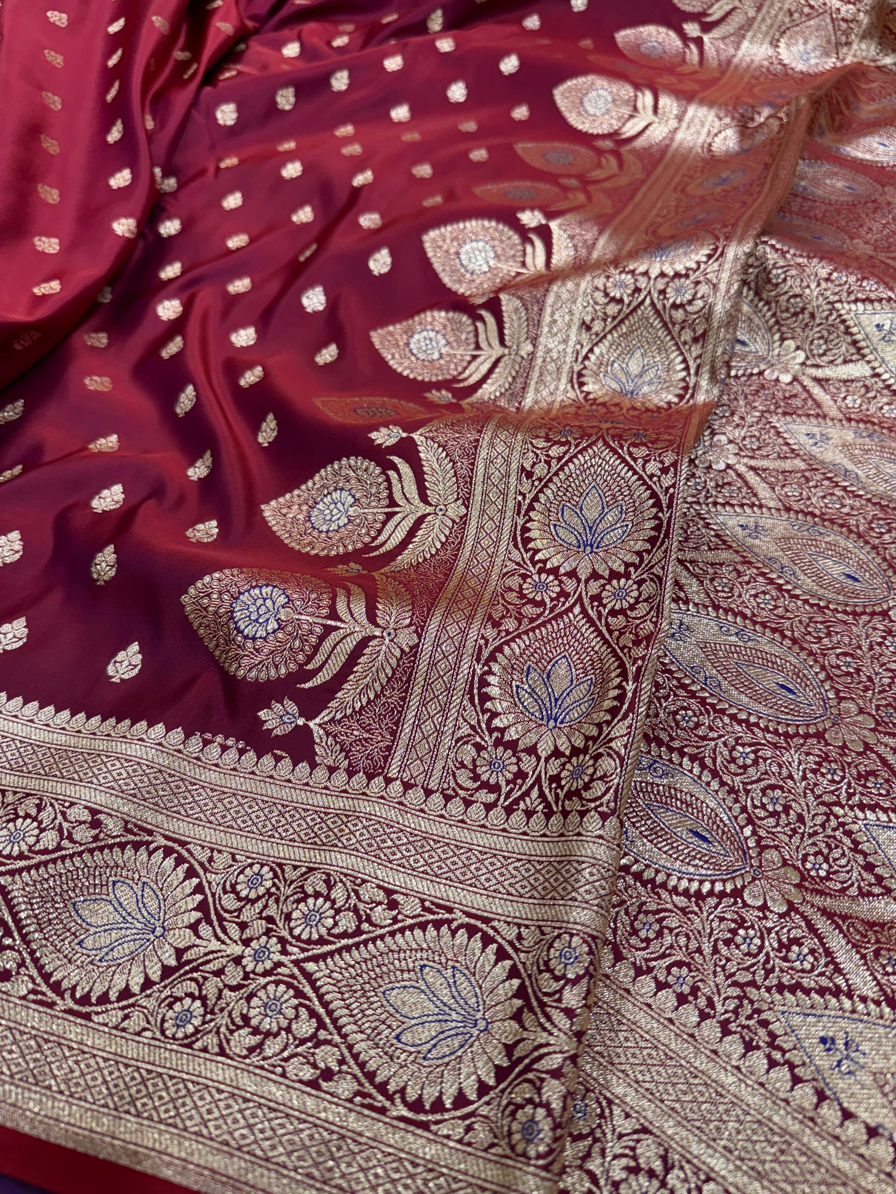 Magentic Red Booti Katan Silk Saree SK10