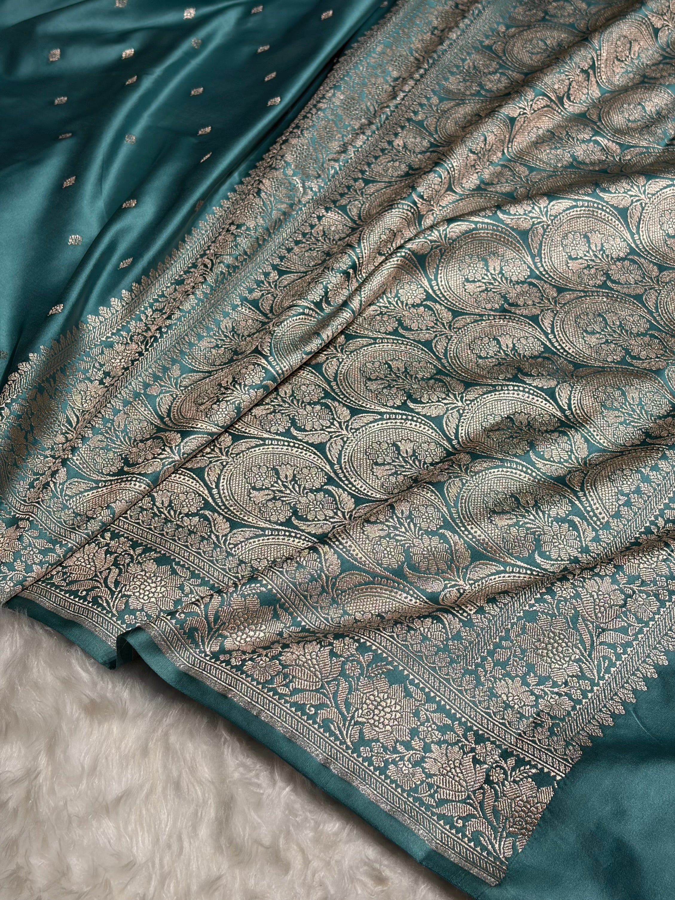 Sea Green Shades Border Booti Mashru Silk Saree MS77