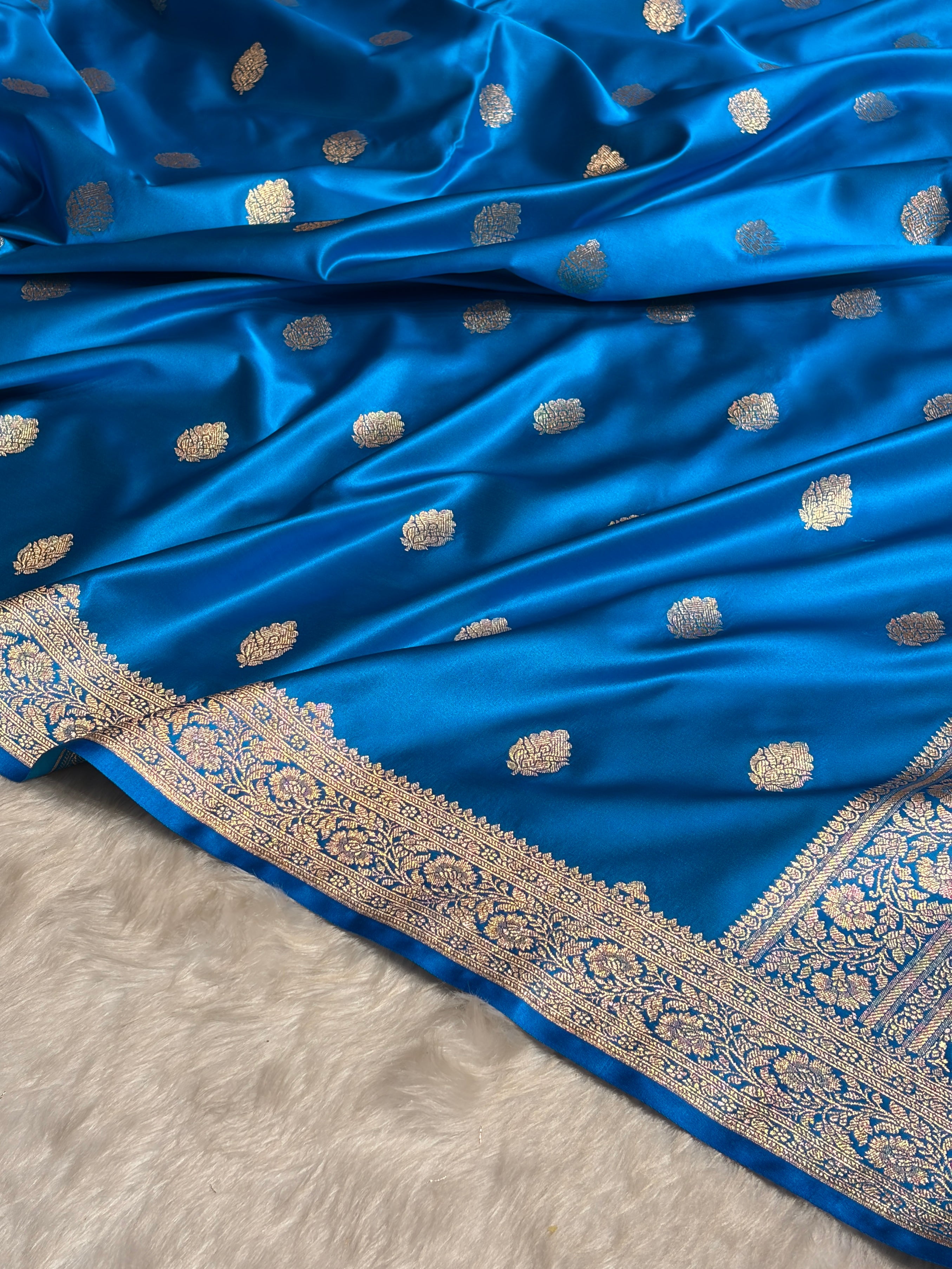 Firozi Booti Pattern Satin Katan Silk Saree SK65