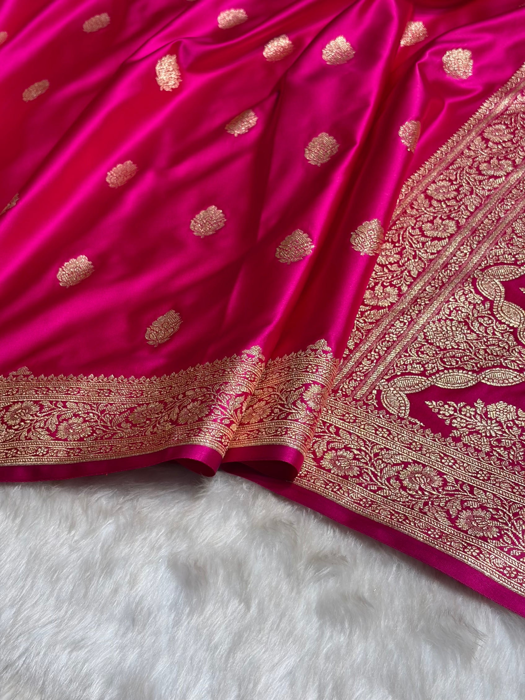 Rani Booti Pattern Satin Katan Silk Saree SK65