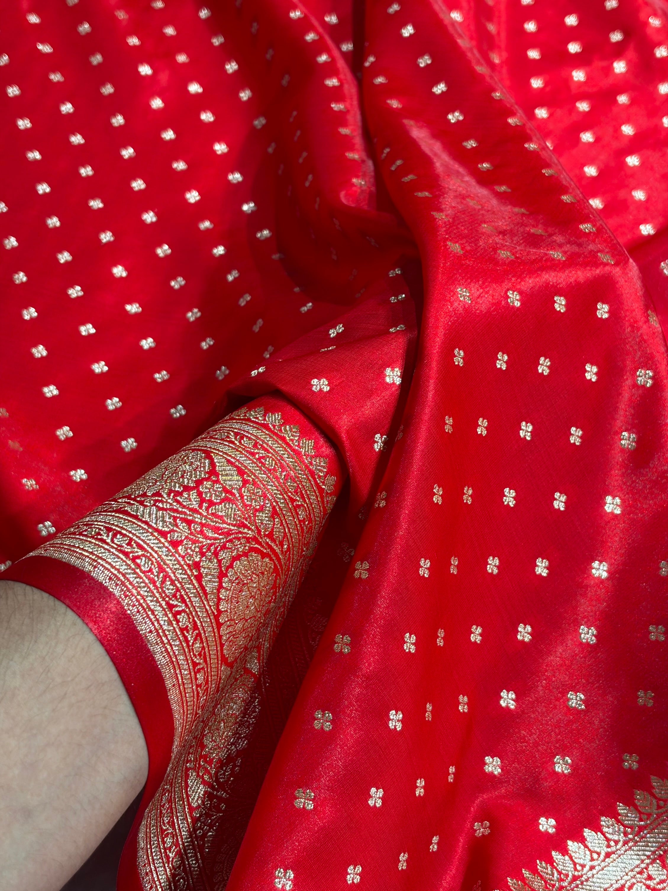 Banarasi Red Shades Booti Pattern Banarasi Satin Silk Saree SS53